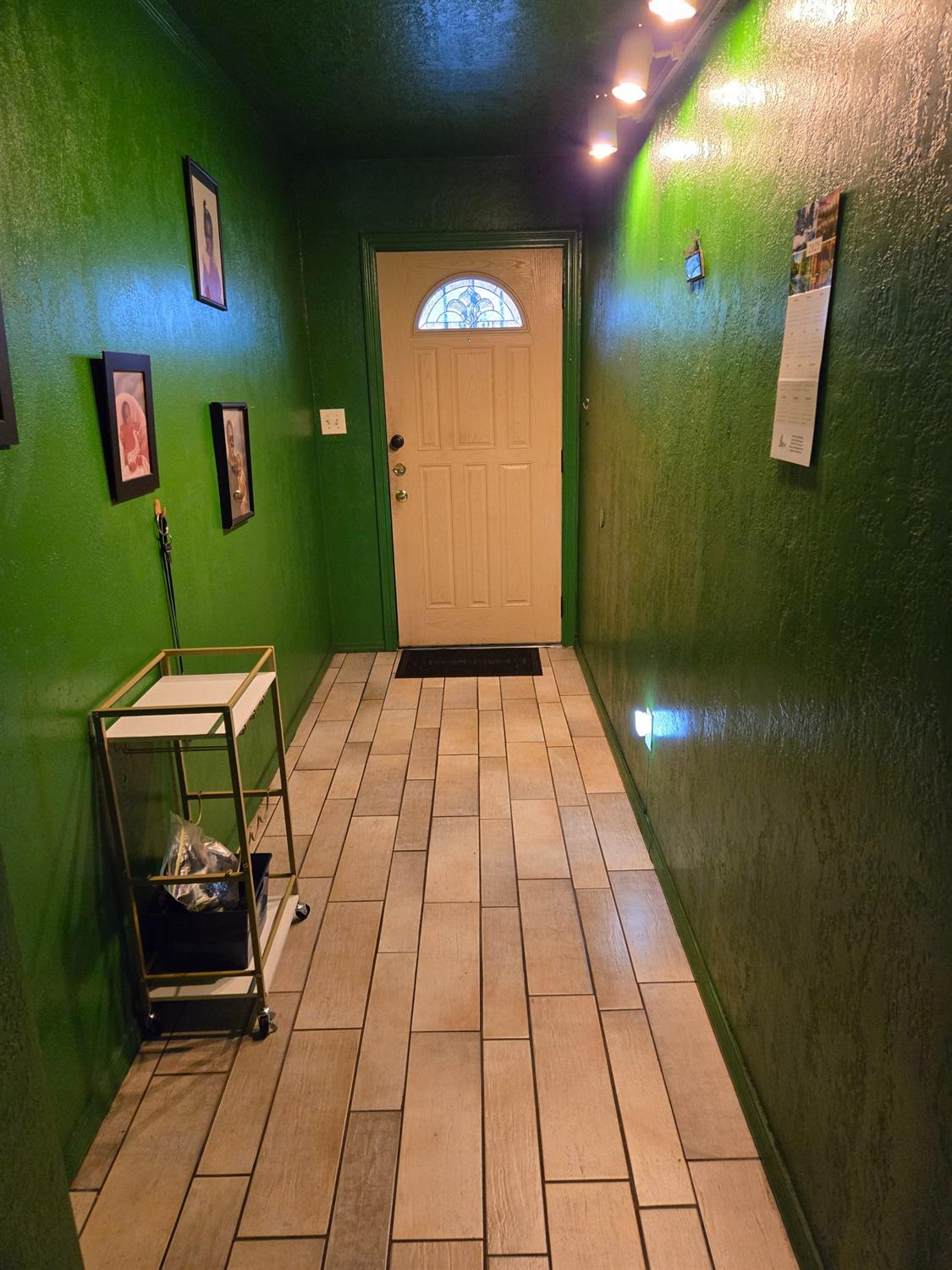 Detail Gallery Image 4 of 73 For 2909 Plumleigh Ave, Antioch,  CA 94509 - 4 Beds | 1 Baths