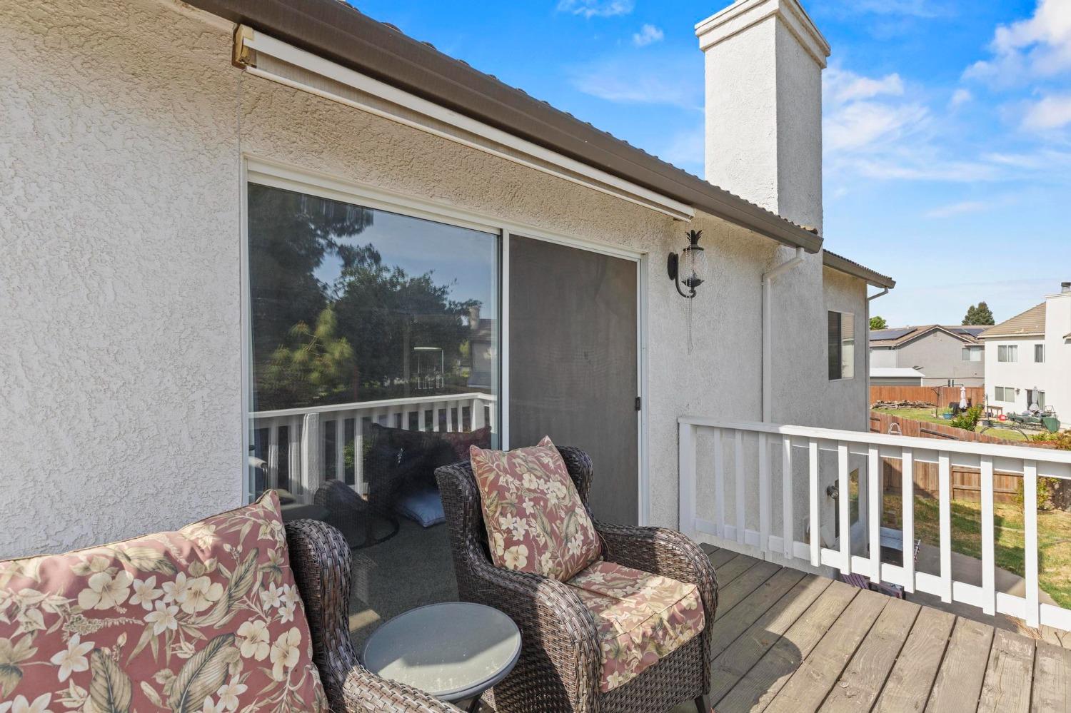 Millfront Avenue, Yuba City, California image 40