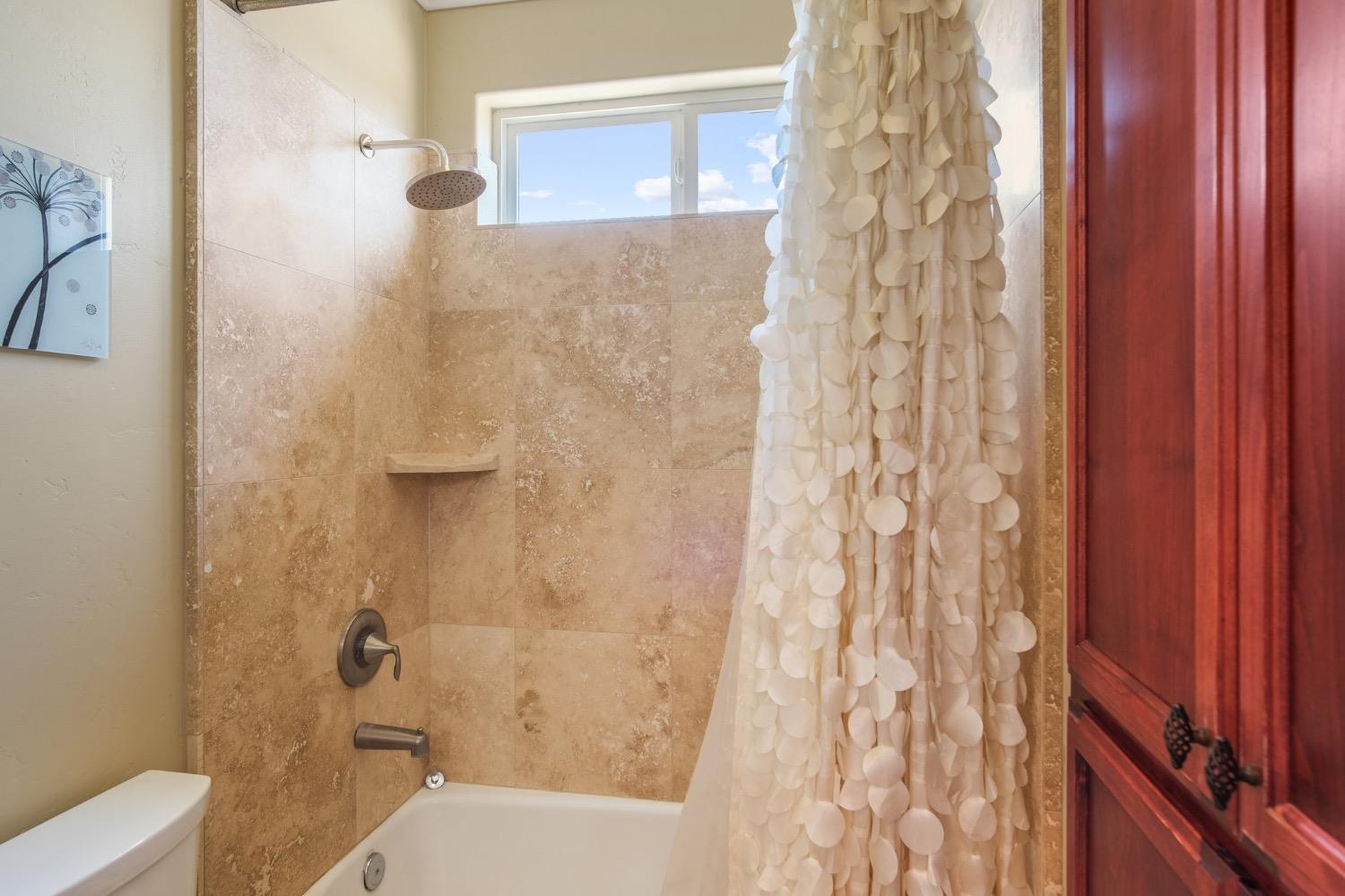 Hillglen Avenue, Modesto, California image 32