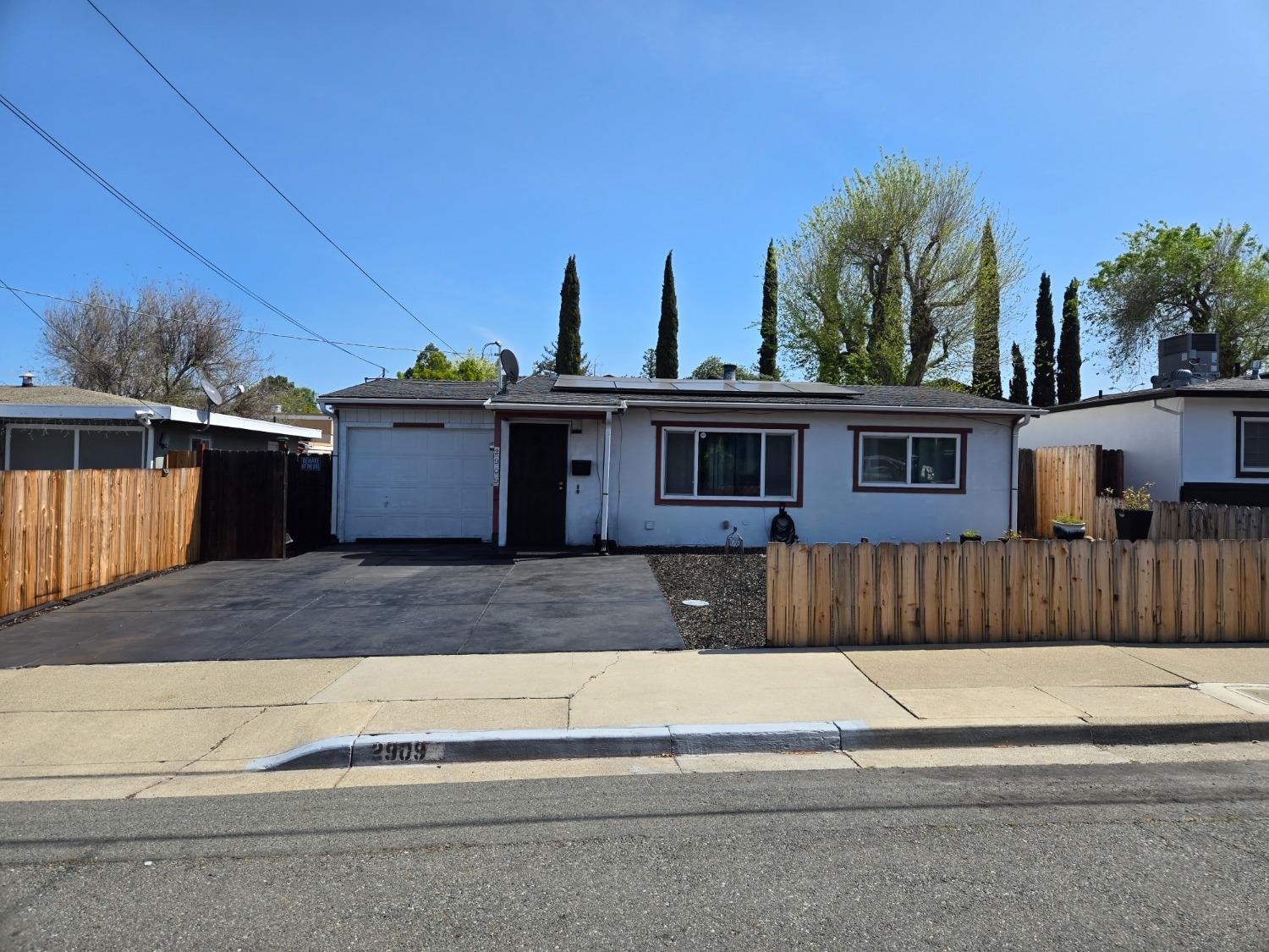 Detail Gallery Image 3 of 73 For 2909 Plumleigh Ave, Antioch,  CA 94509 - 4 Beds | 1 Baths