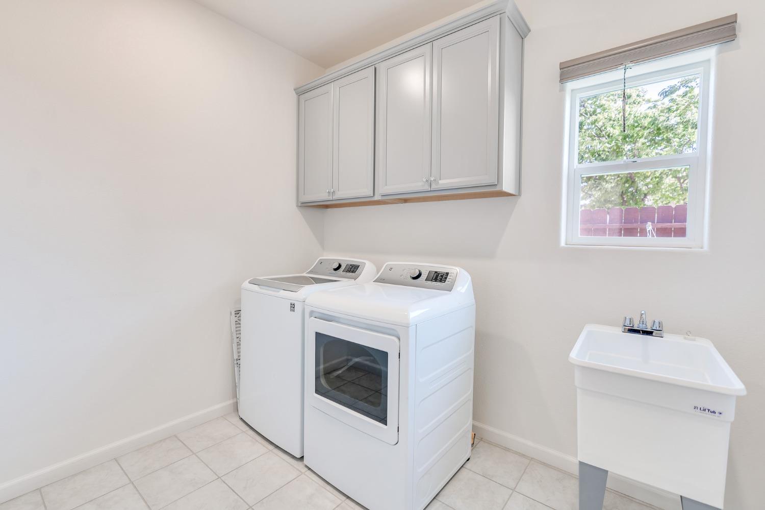 Detail Gallery Image 26 of 66 For 737 Betten St, Los Banos,  CA 93635 - 2 Beds | 2 Baths