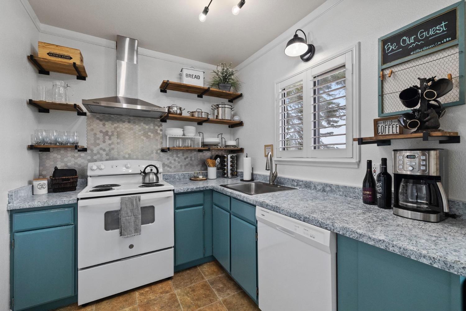 Upper Leland Road #A, Pinecrest, California image 23