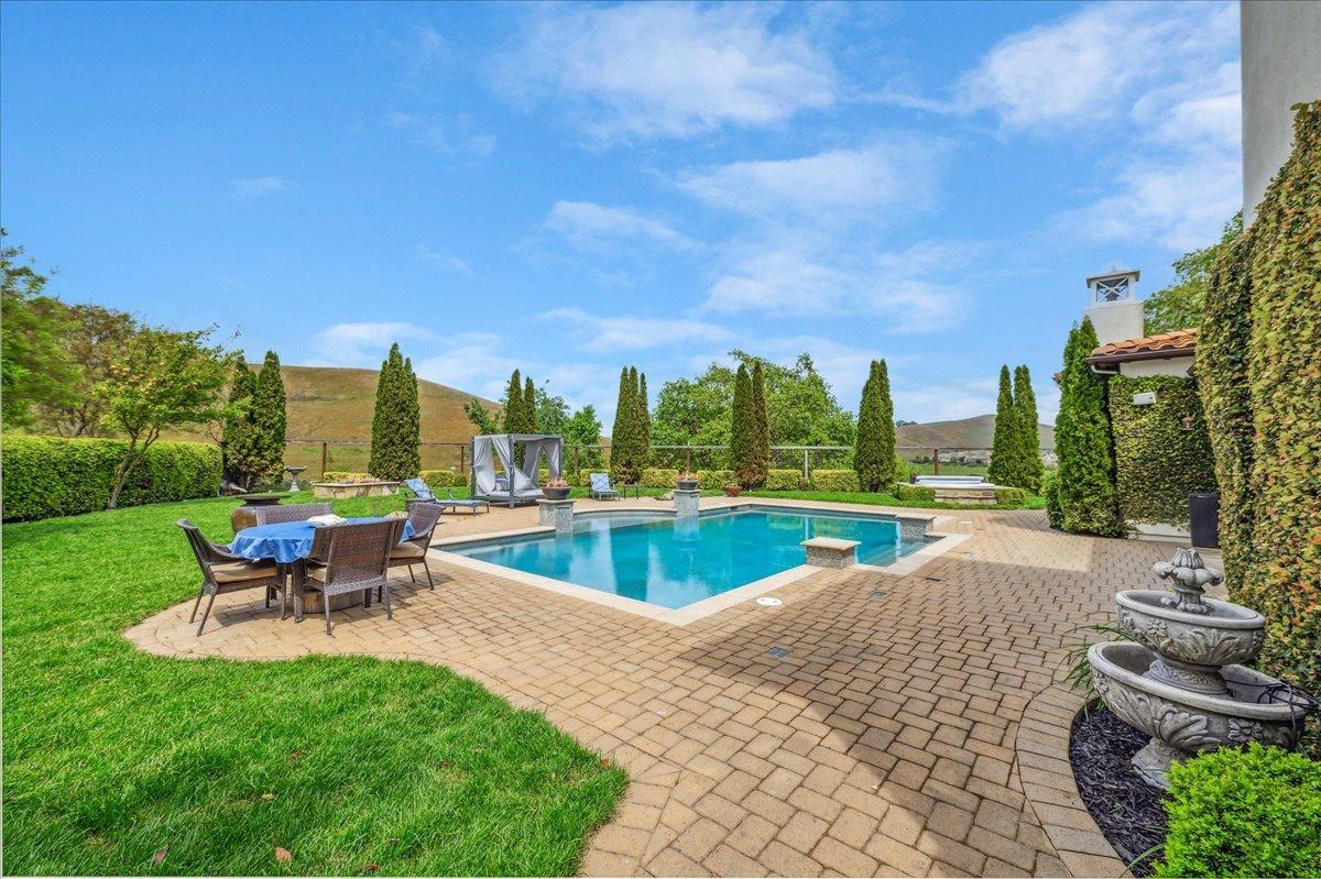 Detail Gallery Image 30 of 35 For 218 Glory Lily Ct, San Ramon,  CA 94582 - 6 Beds | 4 Baths