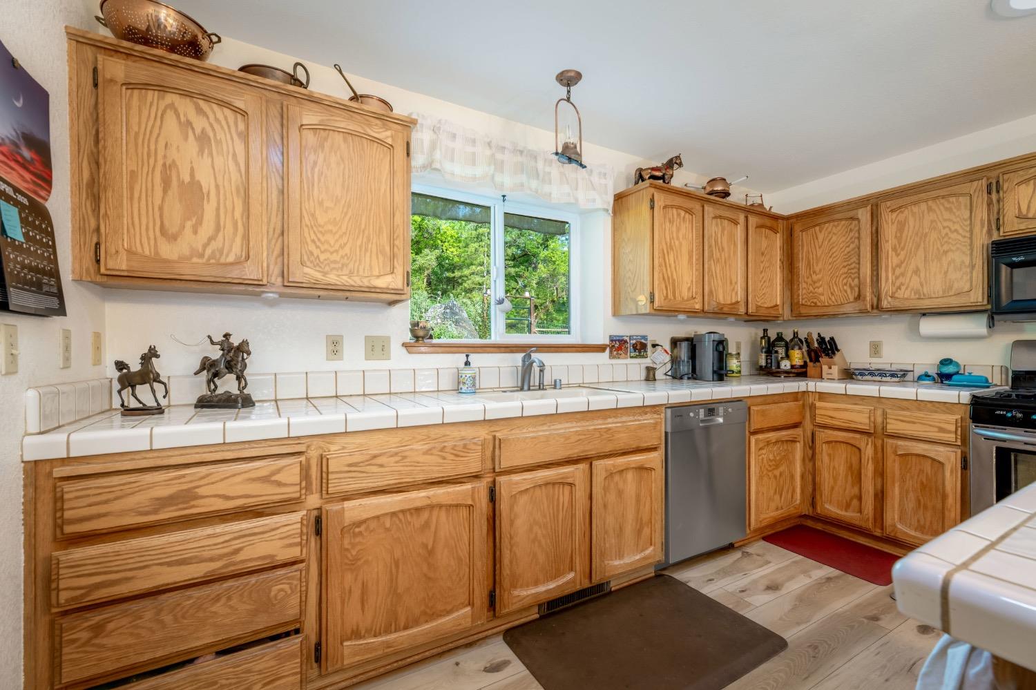 Detail Gallery Image 34 of 79 For 14722 Arrow Rd, Penn Valley,  CA 95946 - 3 Beds | 2 Baths