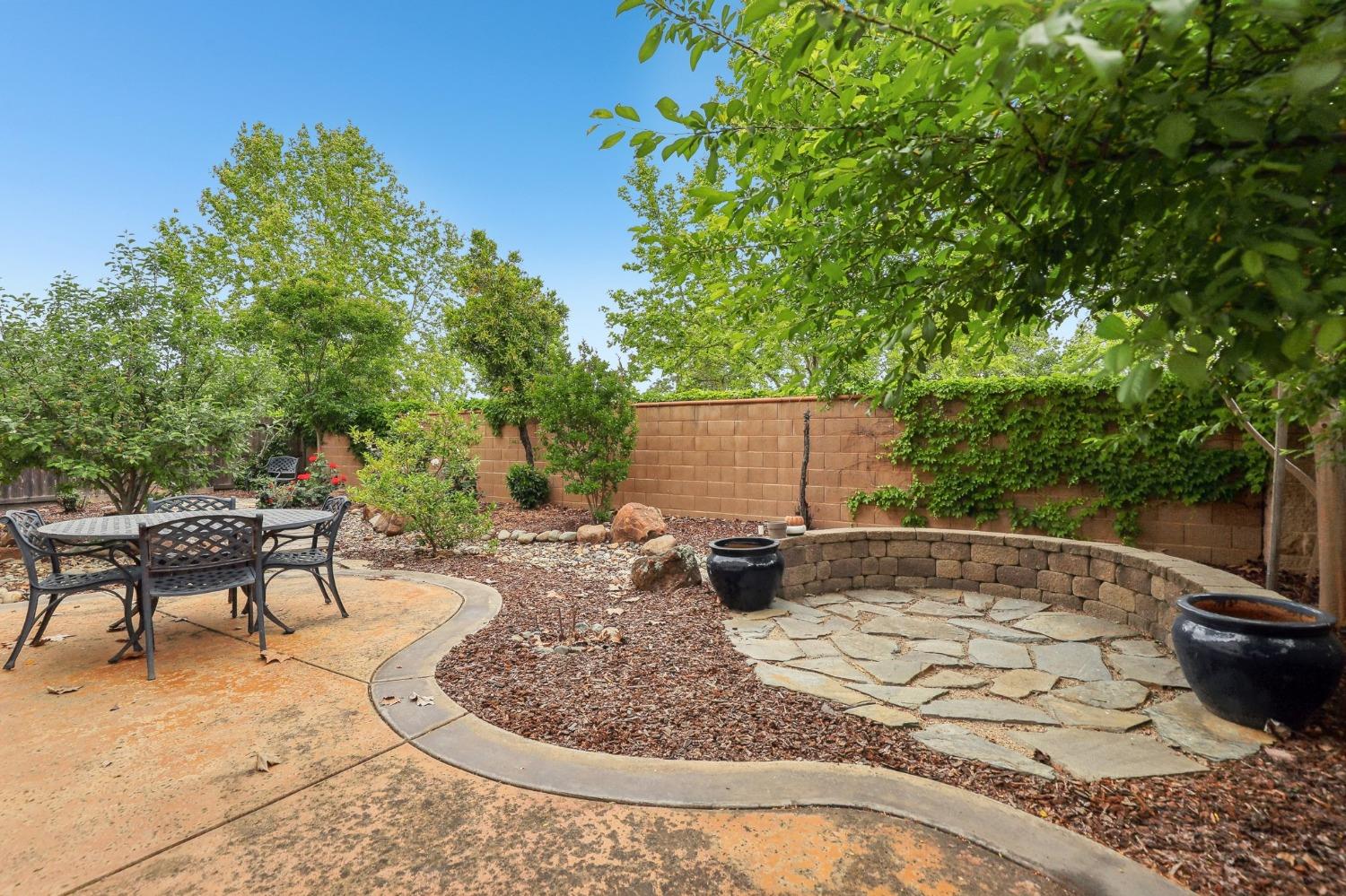 Detail Gallery Image 47 of 58 For 9873 Winkle Cir, Elk Grove,  CA 95757 - 4 Beds | 3/1 Baths