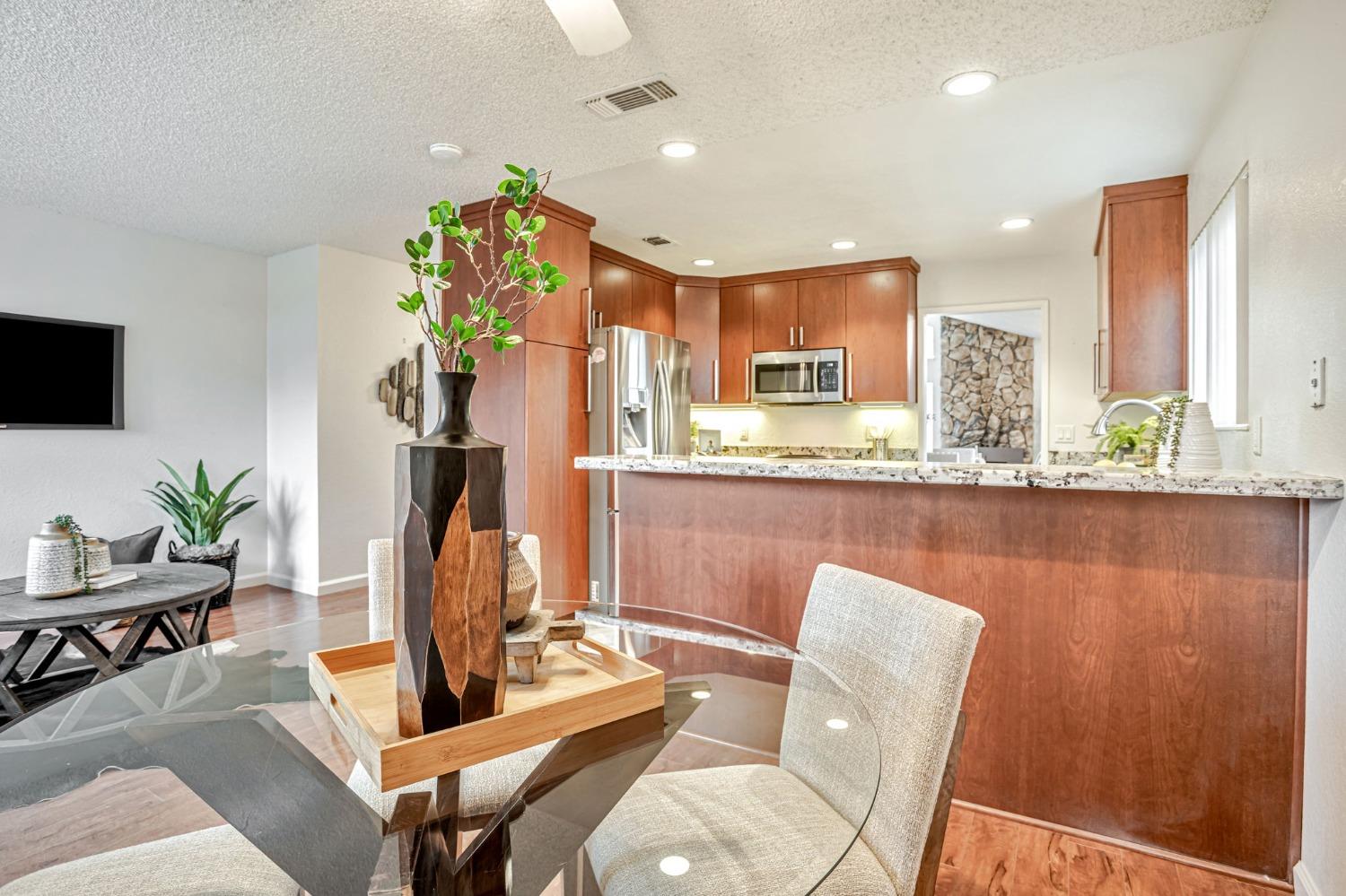 Detail Gallery Image 18 of 40 For 9565 Mirandy Dr, Sacramento,  CA 95827 - 4 Beds | 2 Baths