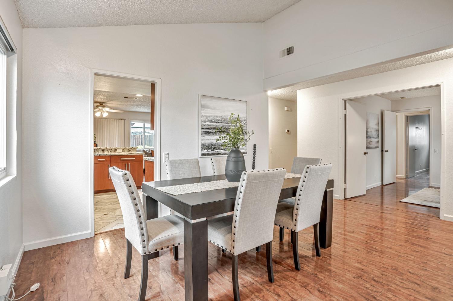 Detail Gallery Image 15 of 40 For 9565 Mirandy Dr, Sacramento,  CA 95827 - 4 Beds | 2 Baths