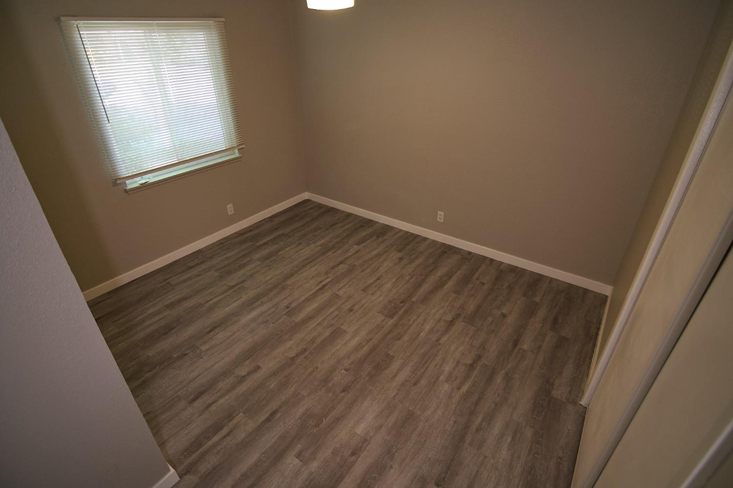 Detail Gallery Image 12 of 23 For 2650 Cadjew Ave, Sacramento,  CA 95832 - 3 Beds | 2 Baths