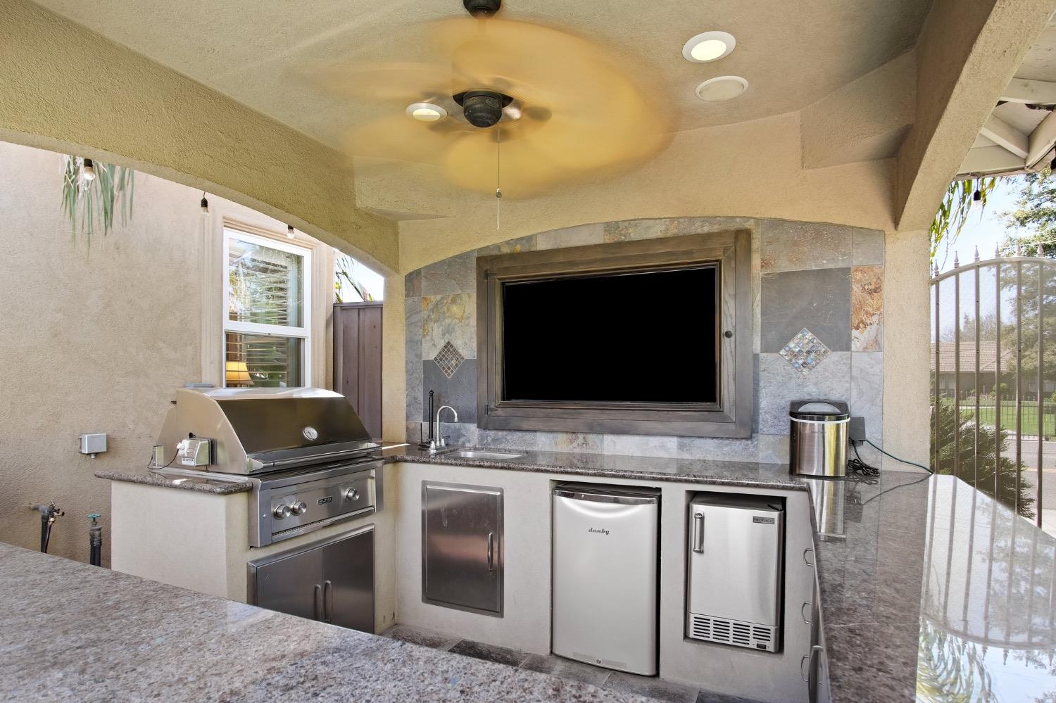 Hillglen Avenue, Modesto, California image 39
