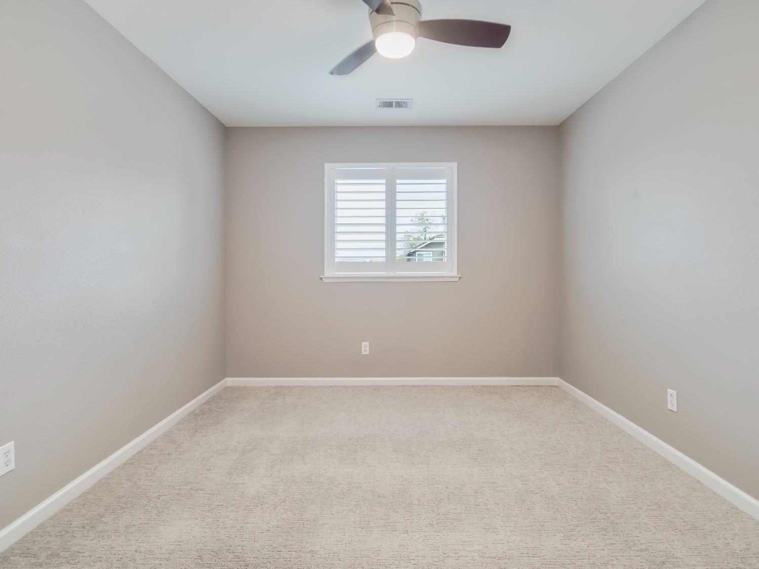 Hemlock Court, Hollister, California image 41
