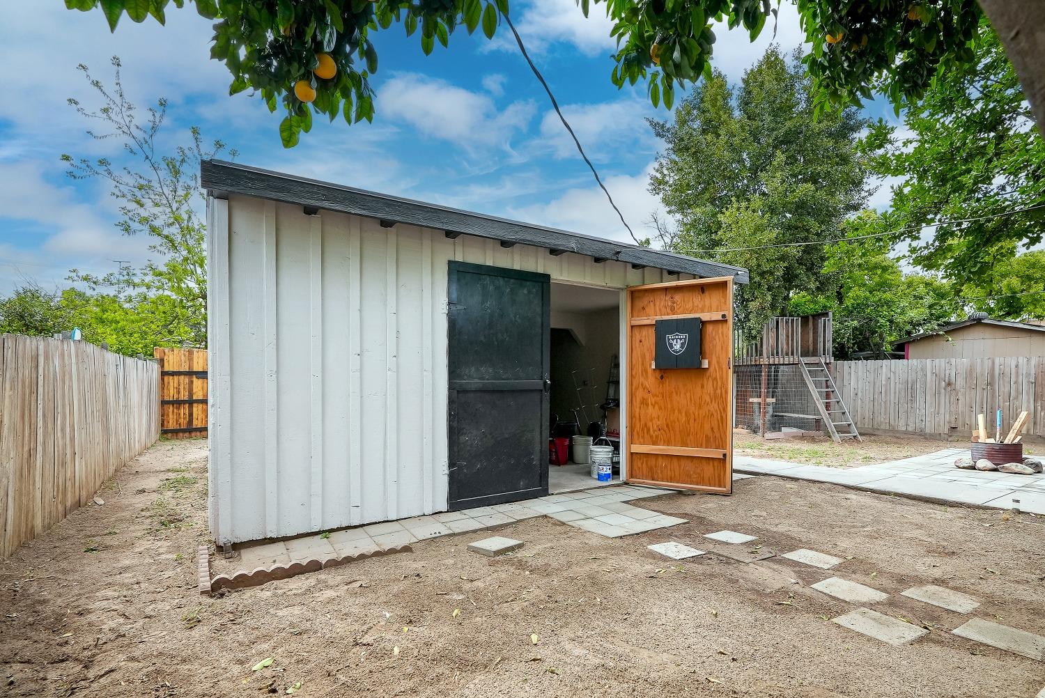 Farr Street, Turlock, California image 37