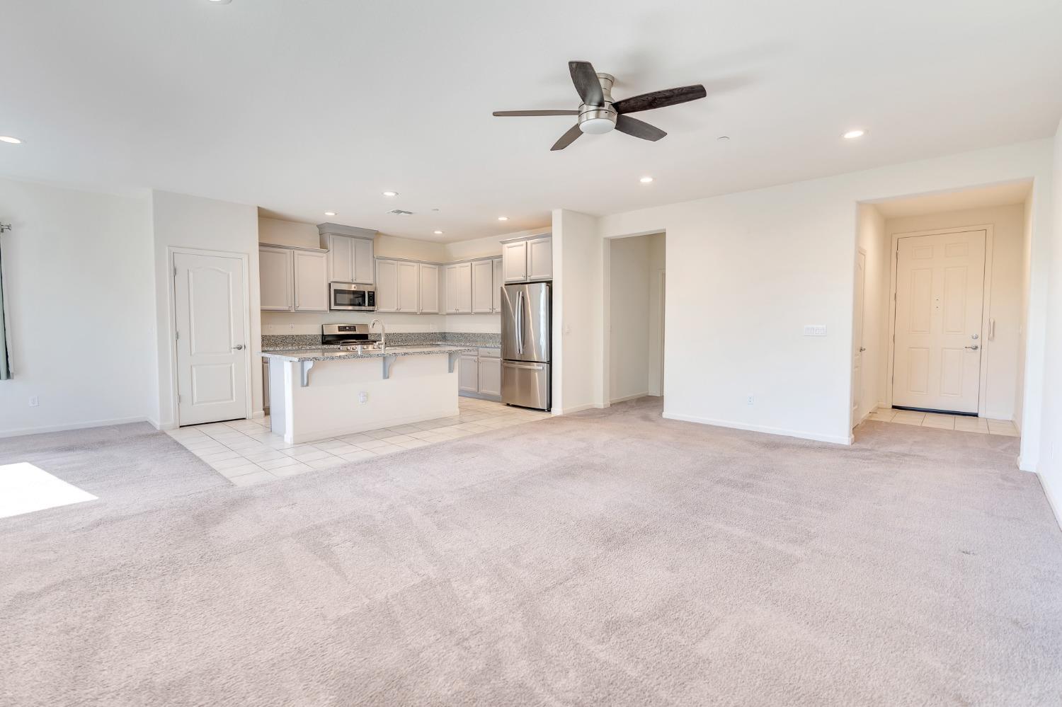 Detail Gallery Image 12 of 66 For 737 Betten St, Los Banos,  CA 93635 - 2 Beds | 2 Baths
