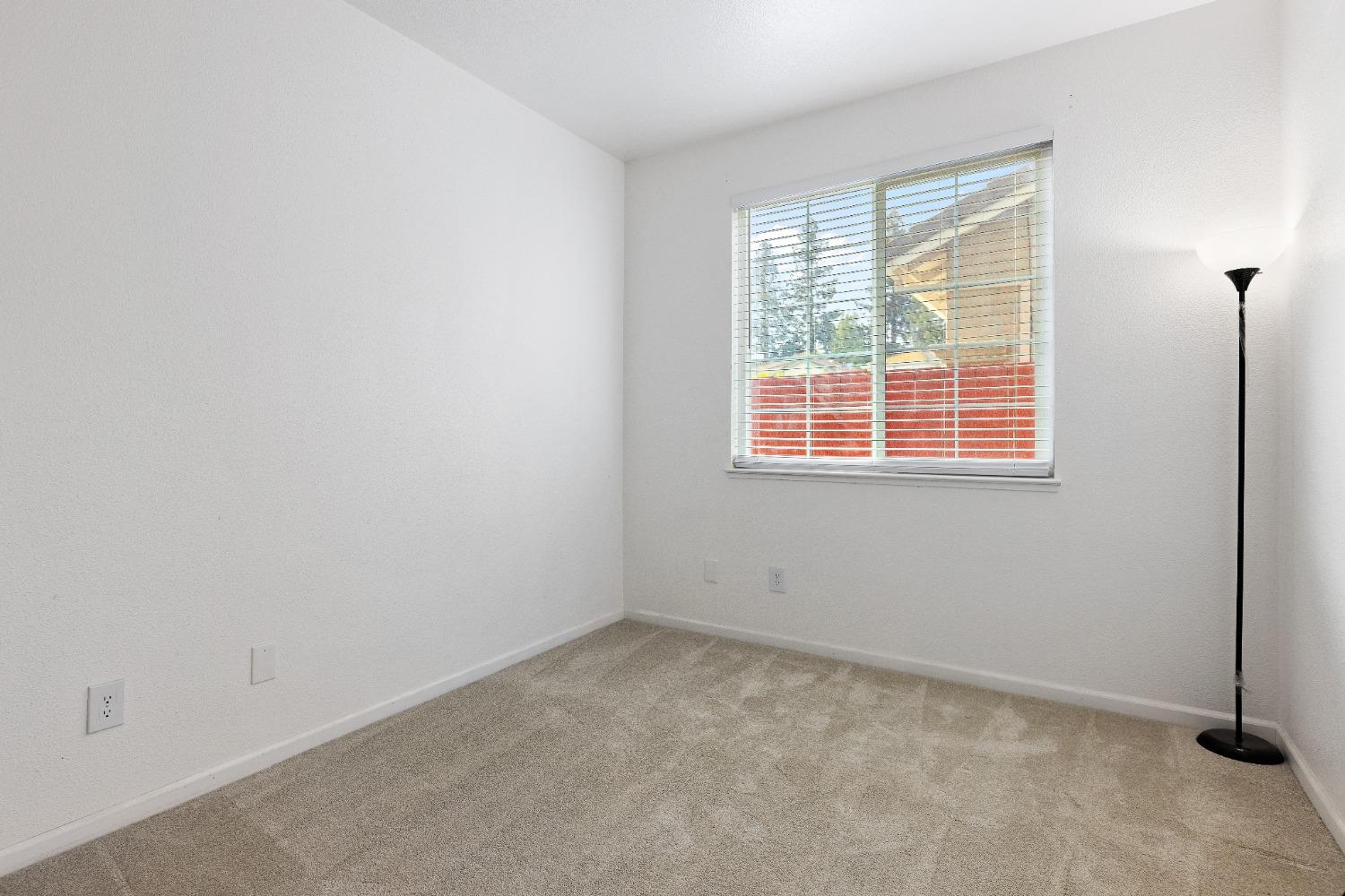 Brook Falls Court, Stockton, California image 16