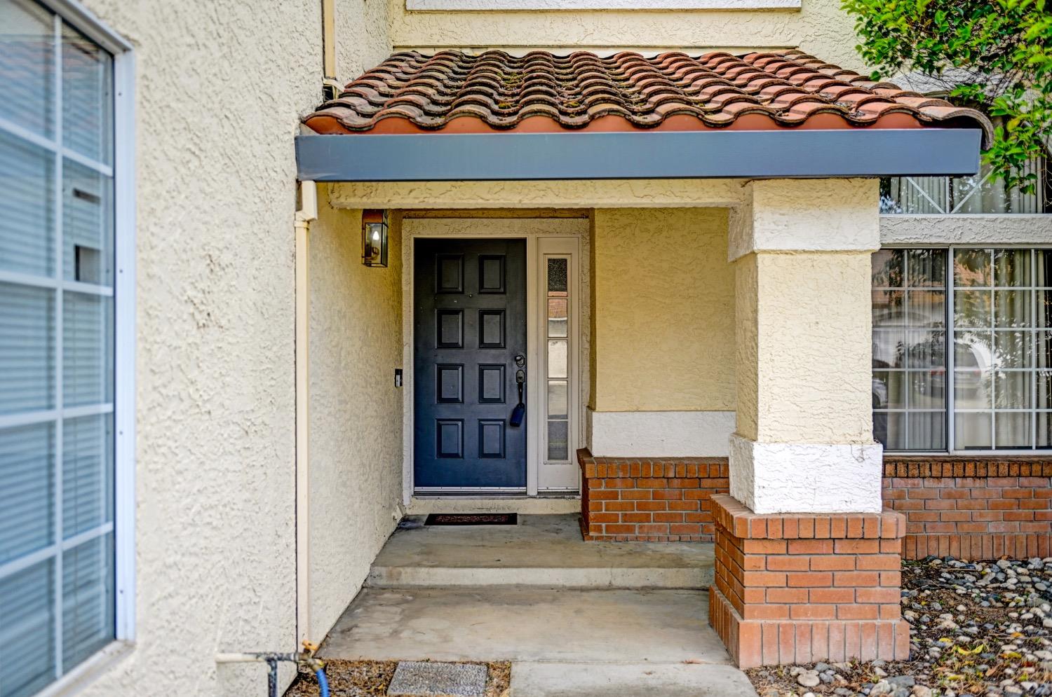 Warmsprings Street, Elk Grove, California image 5