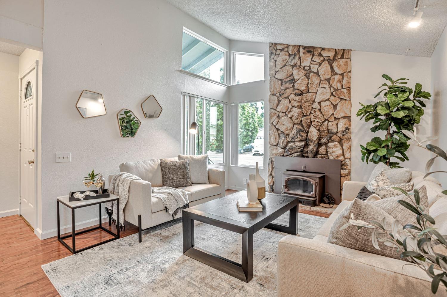 Detail Gallery Image 5 of 40 For 9565 Mirandy Dr, Sacramento,  CA 95827 - 4 Beds | 2 Baths