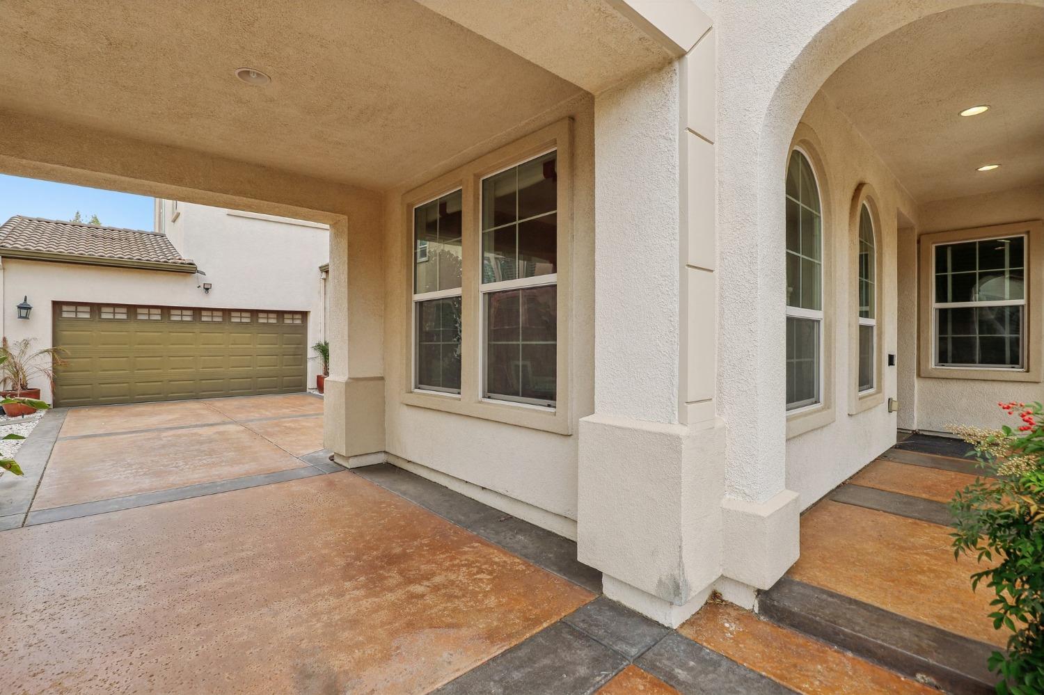 Detail Gallery Image 55 of 58 For 9873 Winkle Cir, Elk Grove,  CA 95757 - 4 Beds | 3/1 Baths