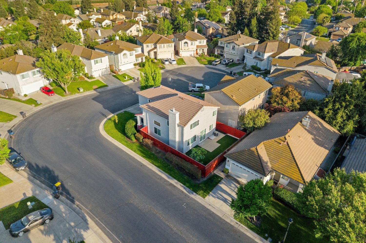 Brook Falls Court, Stockton, California image 42