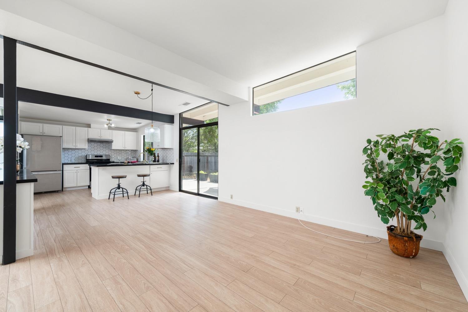 Detail Gallery Image 12 of 48 For 3009 Solito St, Davis,  CA 95616 - 3 Beds | 2 Baths