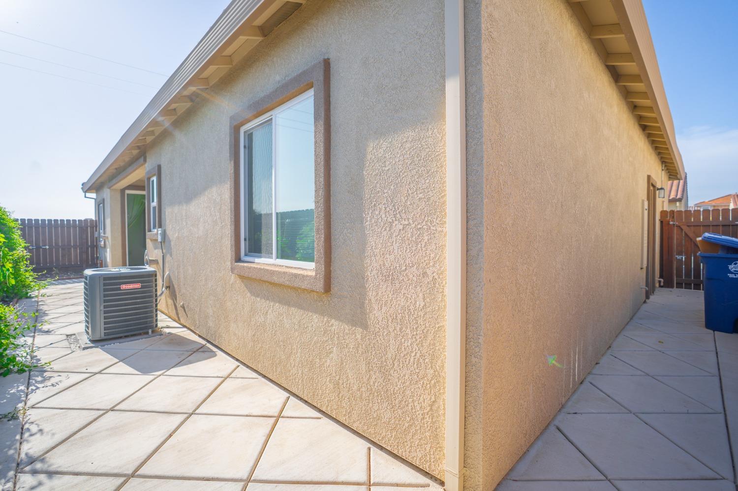 Detail Gallery Image 42 of 66 For 737 Betten St, Los Banos,  CA 93635 - 2 Beds | 2 Baths