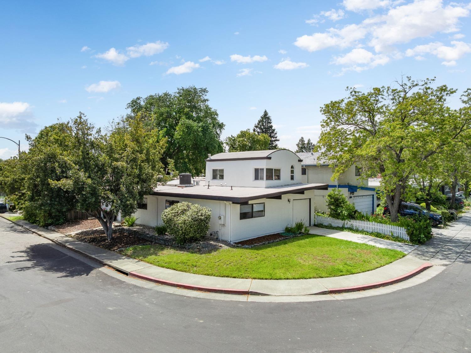 Detail Gallery Image 41 of 48 For 3009 Solito St, Davis,  CA 95616 - 3 Beds | 2 Baths