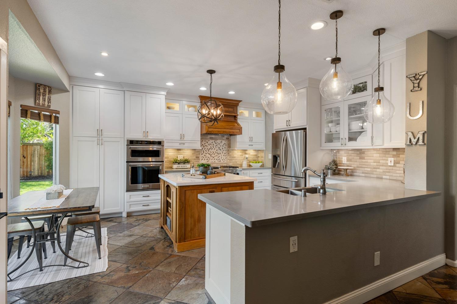 Brackenwood Place, El Dorado Hills, California image 4