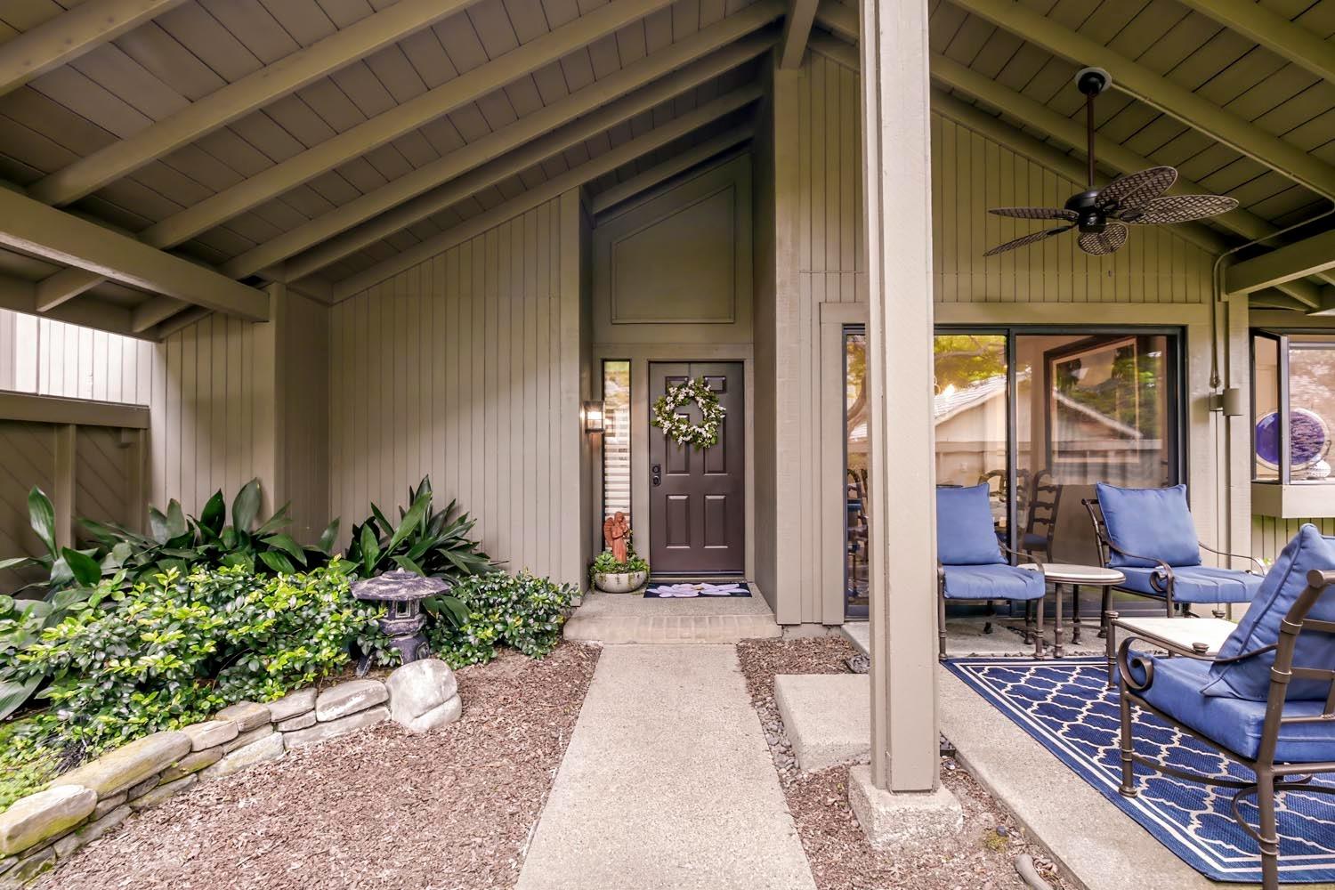 Detail Gallery Image 3 of 31 For 11475 Coloma Rd, Gold River,  CA 95670 - 2 Beds | 2 Baths