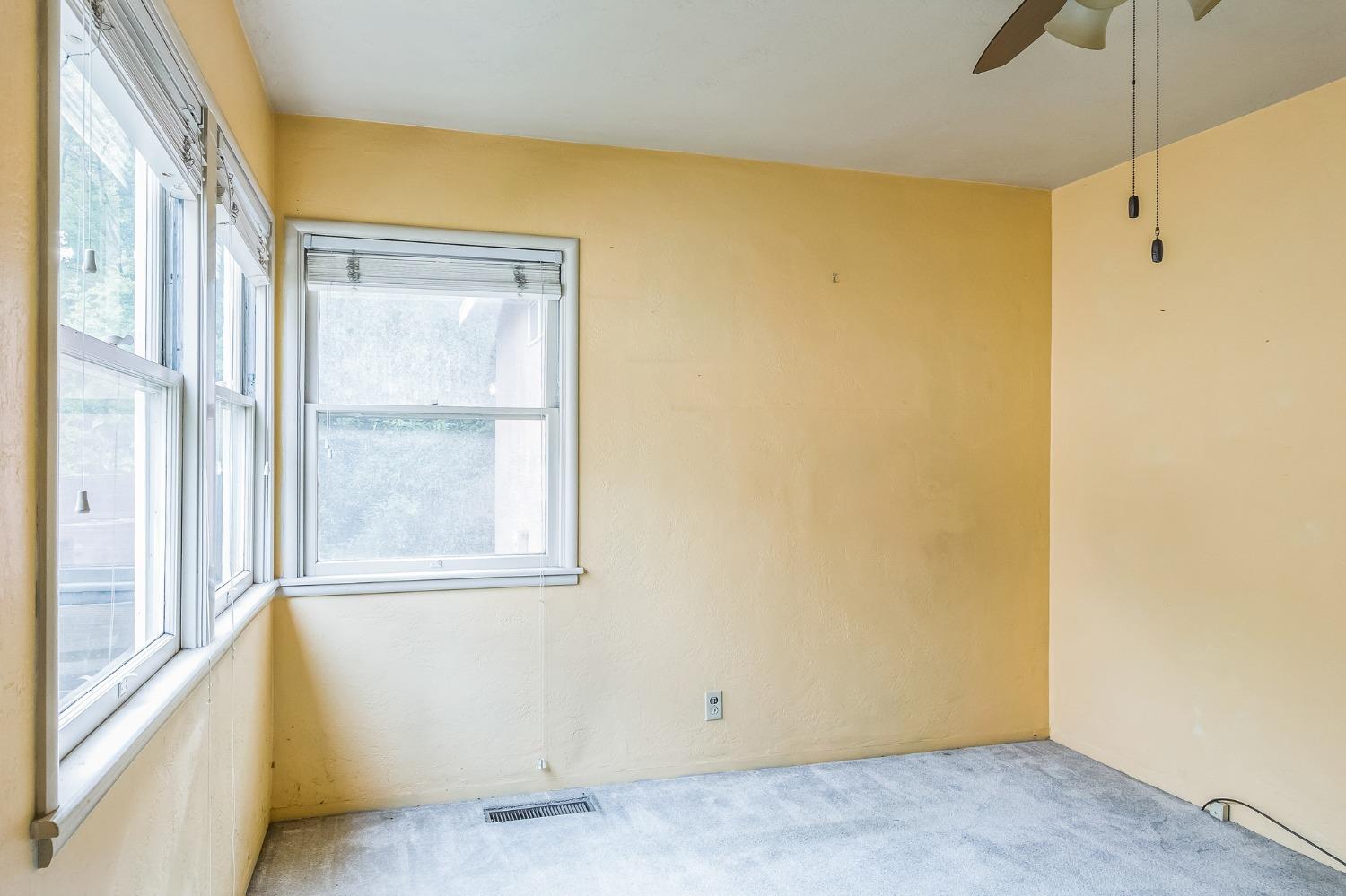 Detail Gallery Image 14 of 30 For 1232 Wellesley Ave, Modesto,  CA 95350 - 3 Beds | 2/1 Baths