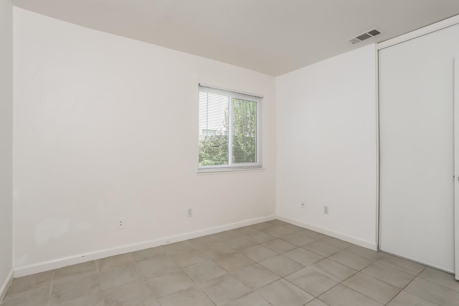 Gardner Court, Folsom, California image 15