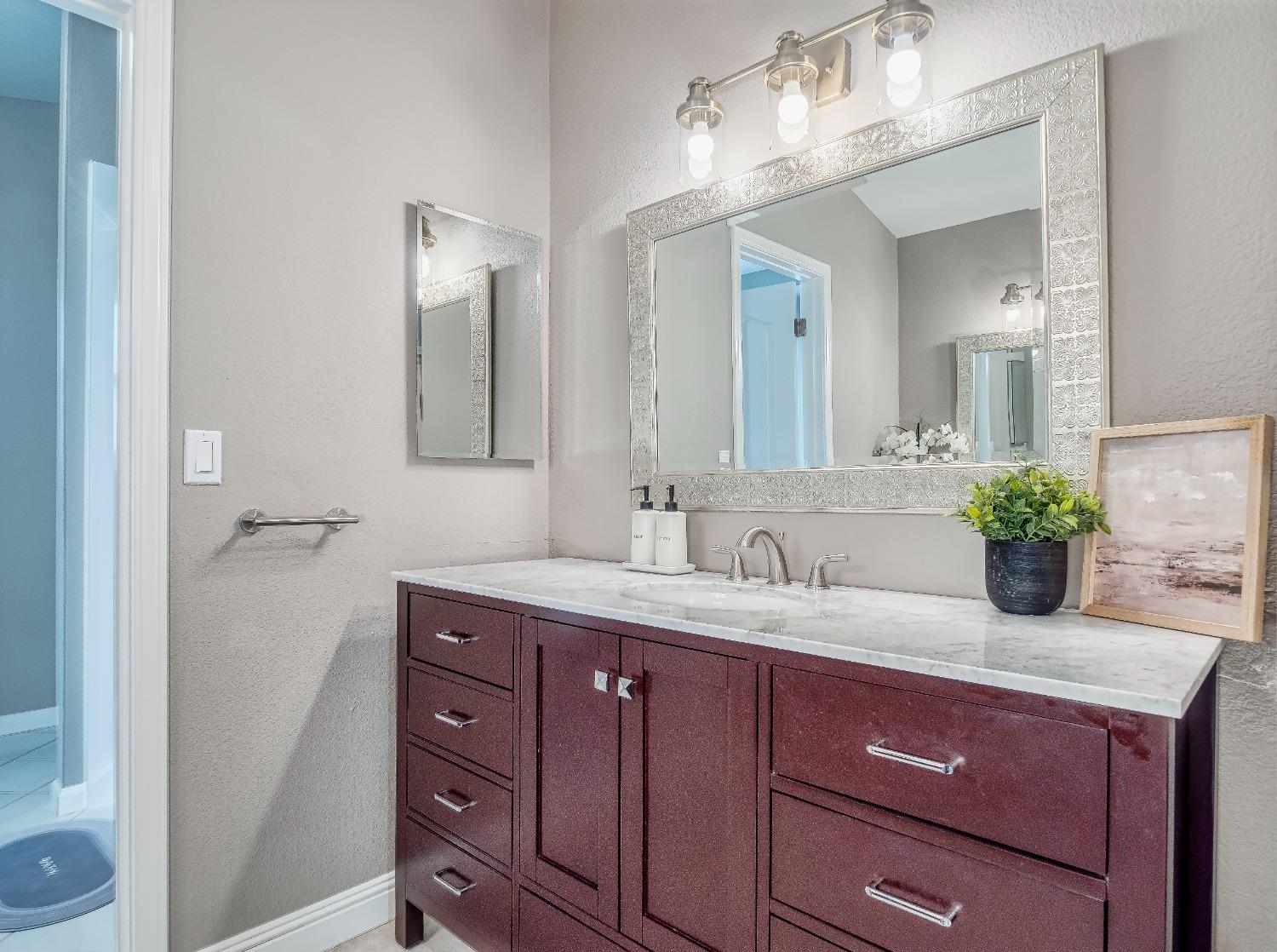 Hemlock Court, Hollister, California image 18
