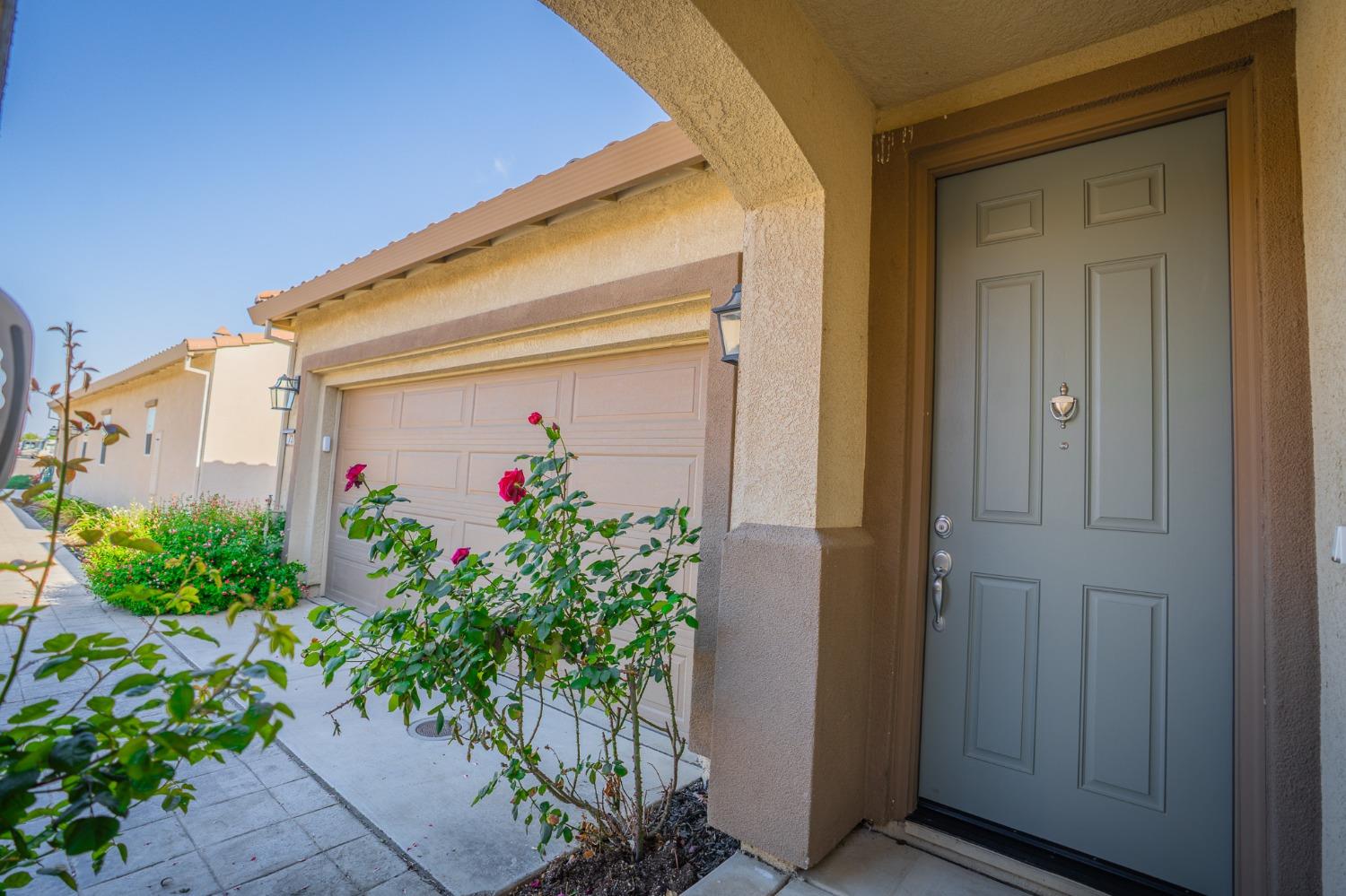 Detail Gallery Image 8 of 66 For 737 Betten St, Los Banos,  CA 93635 - 2 Beds | 2 Baths