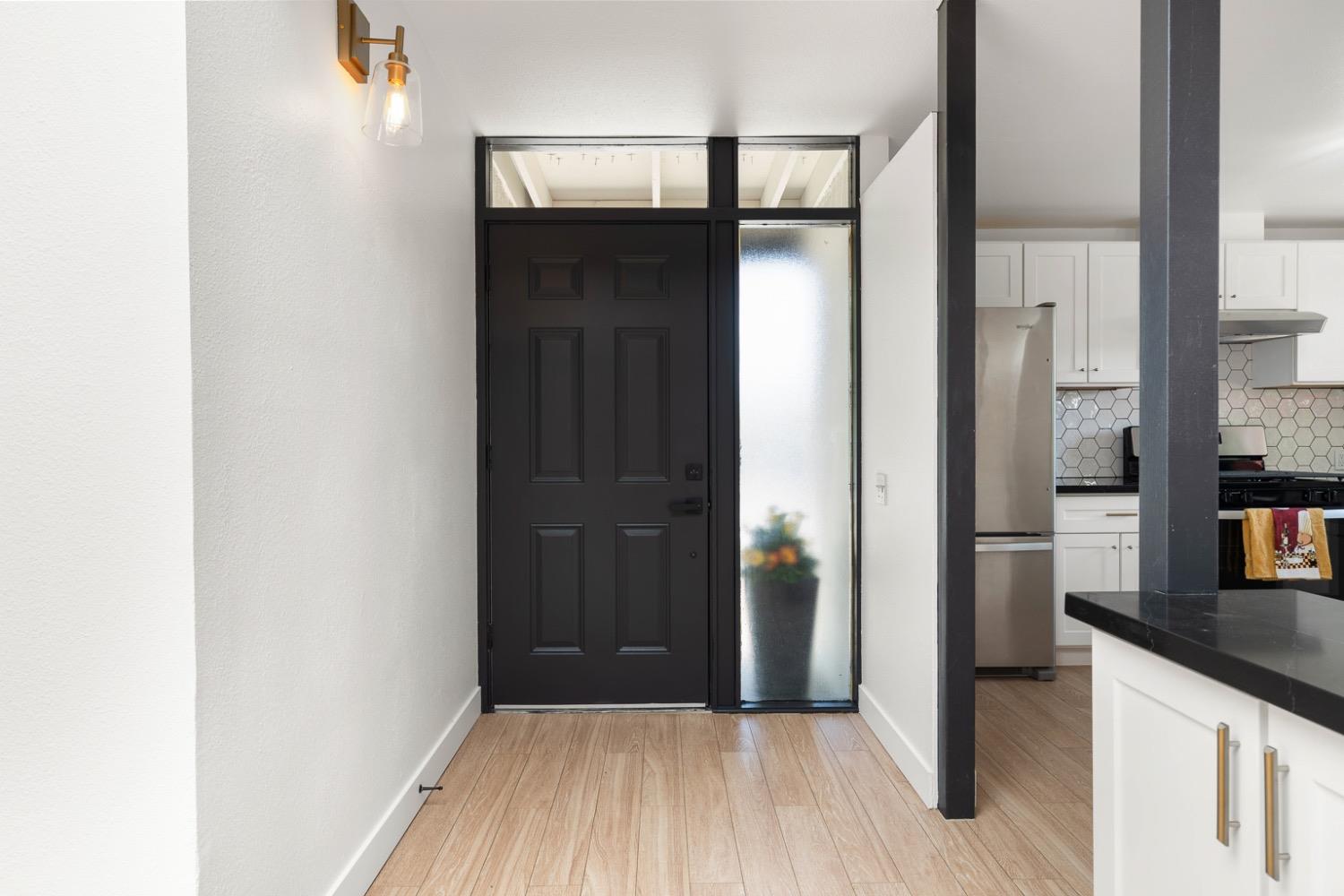 Detail Gallery Image 6 of 48 For 3009 Solito St, Davis,  CA 95616 - 3 Beds | 2 Baths