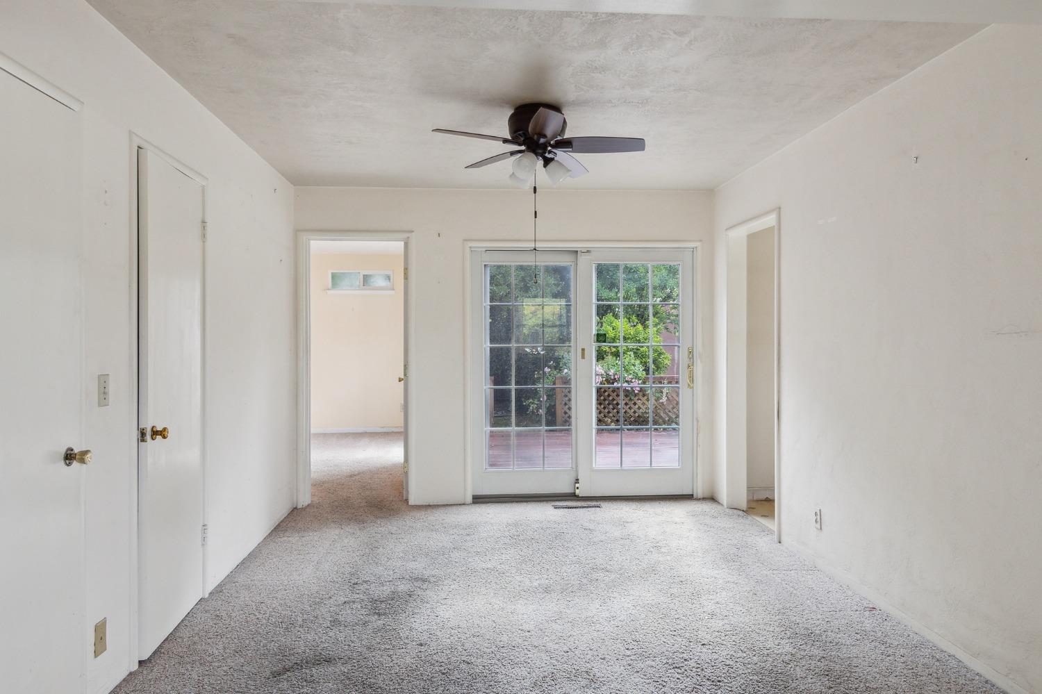 Detail Gallery Image 6 of 30 For 1232 Wellesley Ave, Modesto,  CA 95350 - 3 Beds | 2/1 Baths