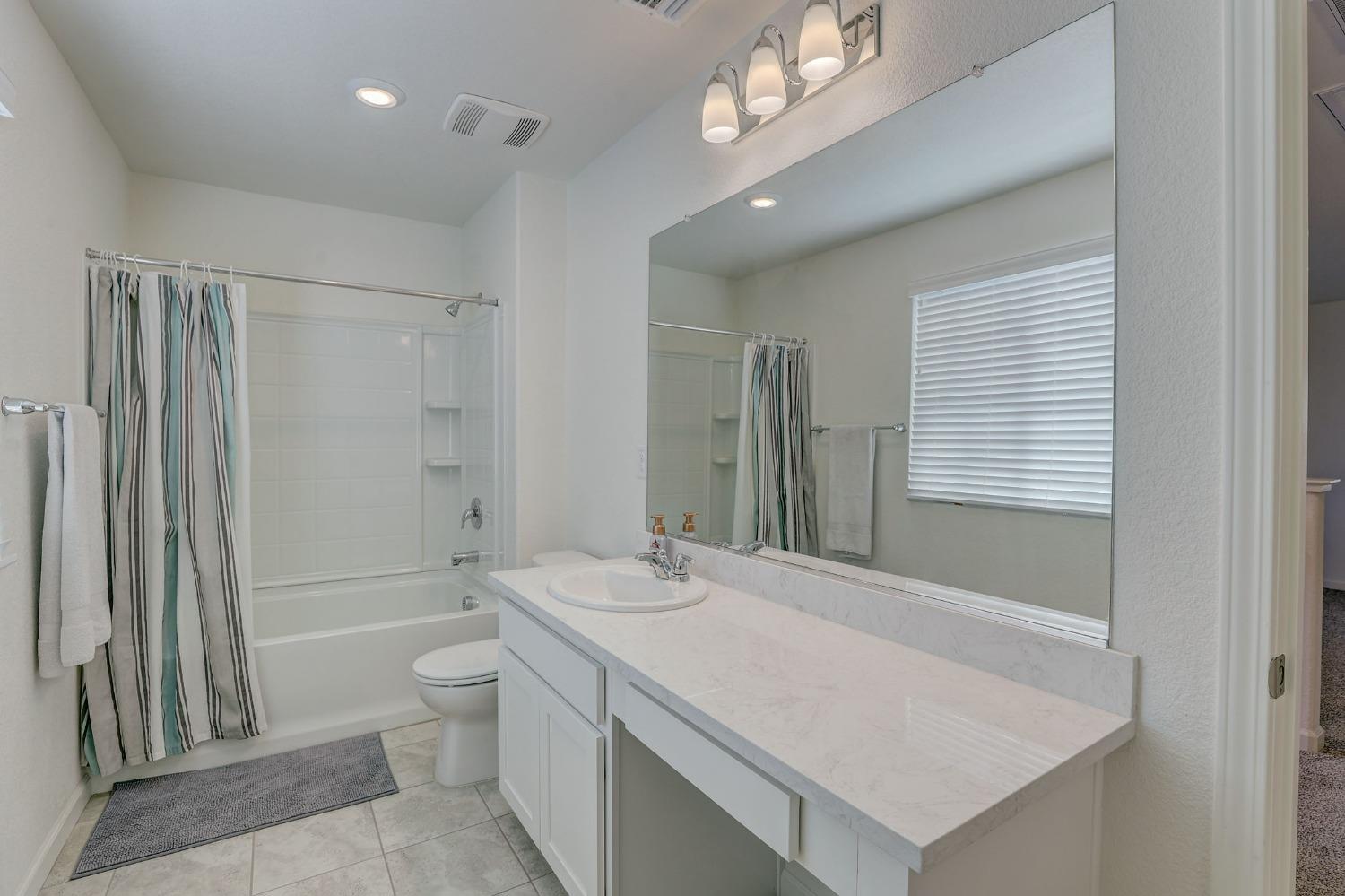 Ring Neck Lane, Rocklin, California image 20