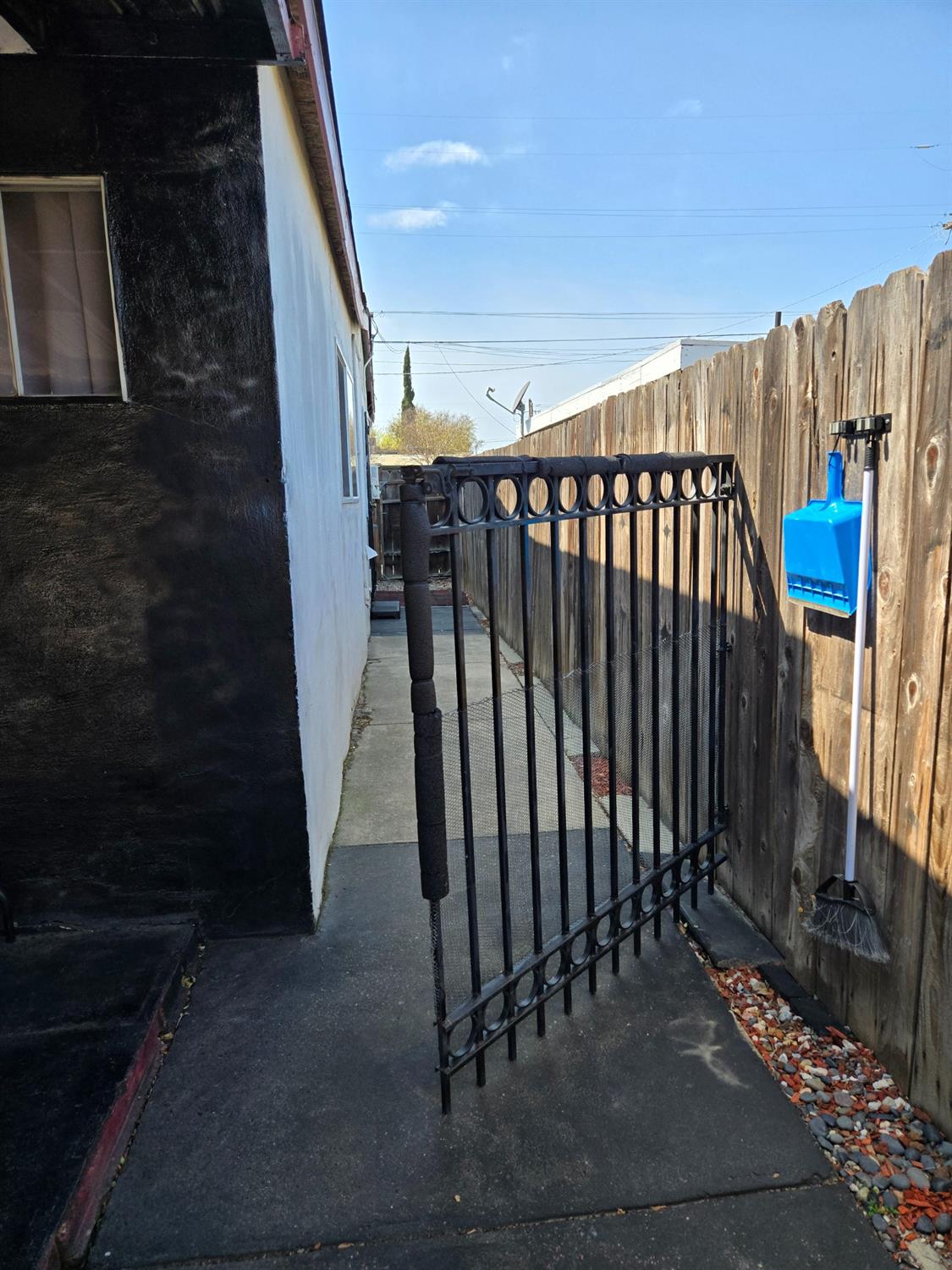 Detail Gallery Image 61 of 73 For 2909 Plumleigh Ave, Antioch,  CA 94509 - 4 Beds | 1 Baths