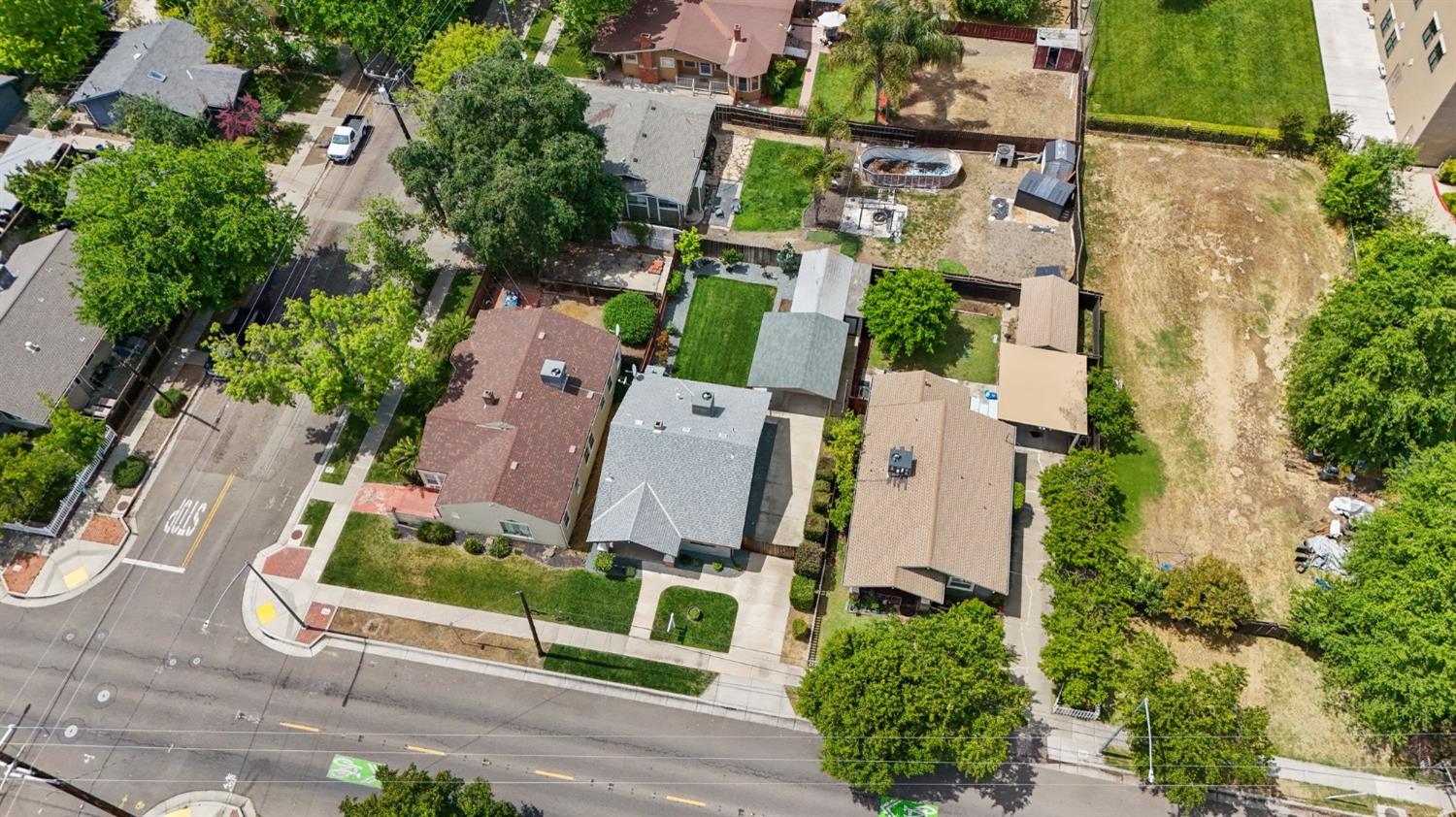 Bessie Avenue, Tracy, California image 30