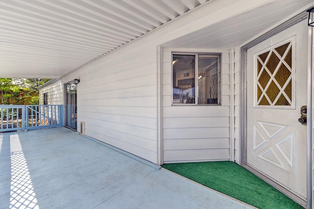 Detail Gallery Image 5 of 35 For 163 Rimma Way, Roseville,  CA 95661 - 2 Beds | 2 Baths