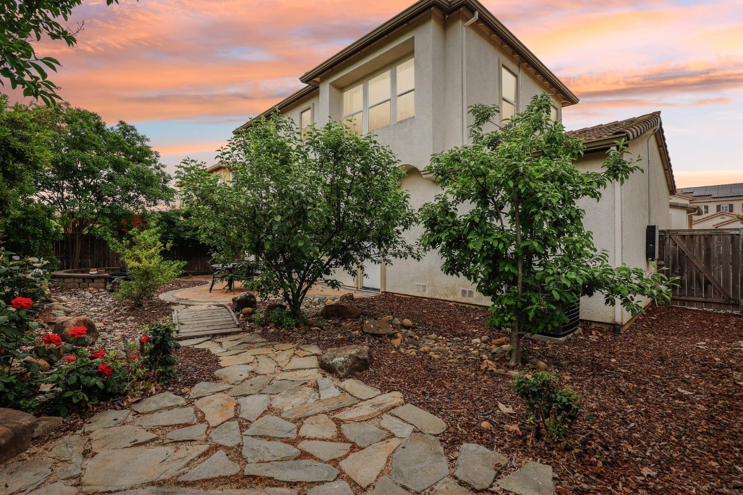 Detail Gallery Image 50 of 58 For 9873 Winkle Cir, Elk Grove,  CA 95757 - 4 Beds | 3/1 Baths