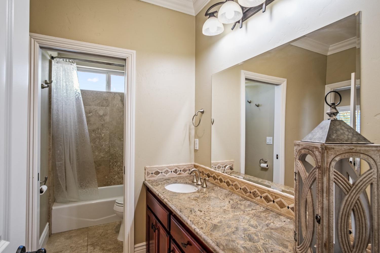 Hillglen Avenue, Modesto, California image 30