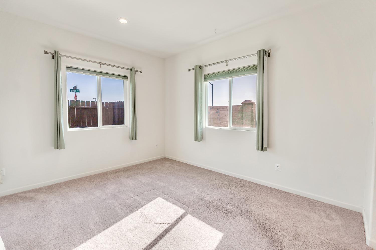 Detail Gallery Image 25 of 66 For 737 Betten St, Los Banos,  CA 93635 - 2 Beds | 2 Baths