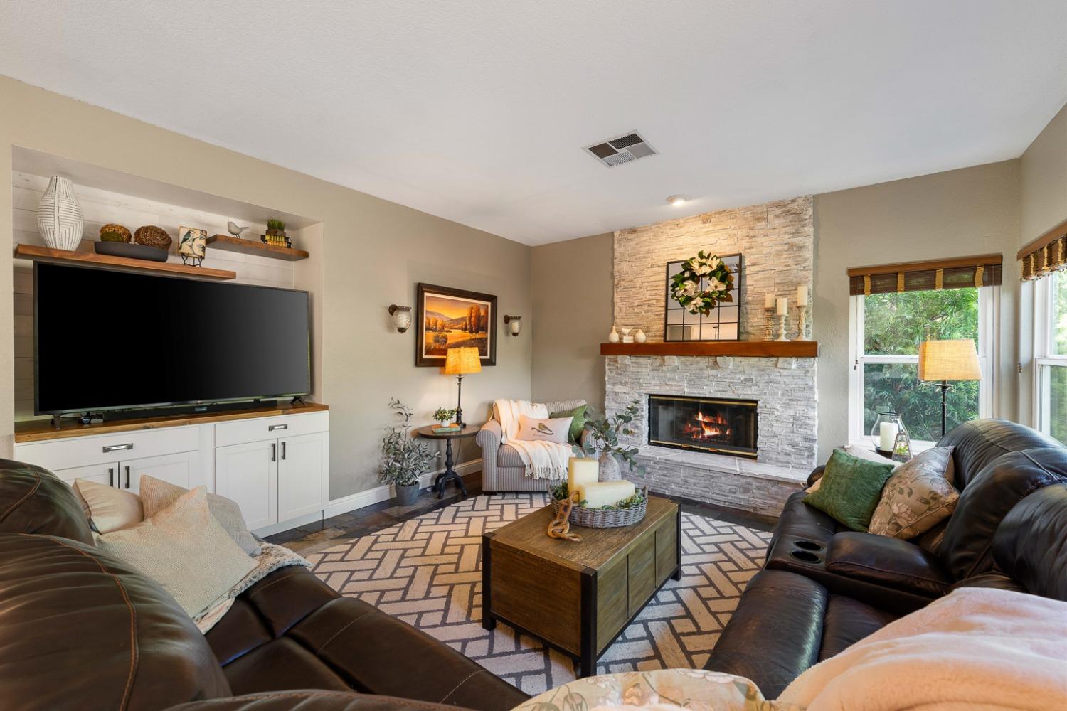 Brackenwood Place, El Dorado Hills, California image 10
