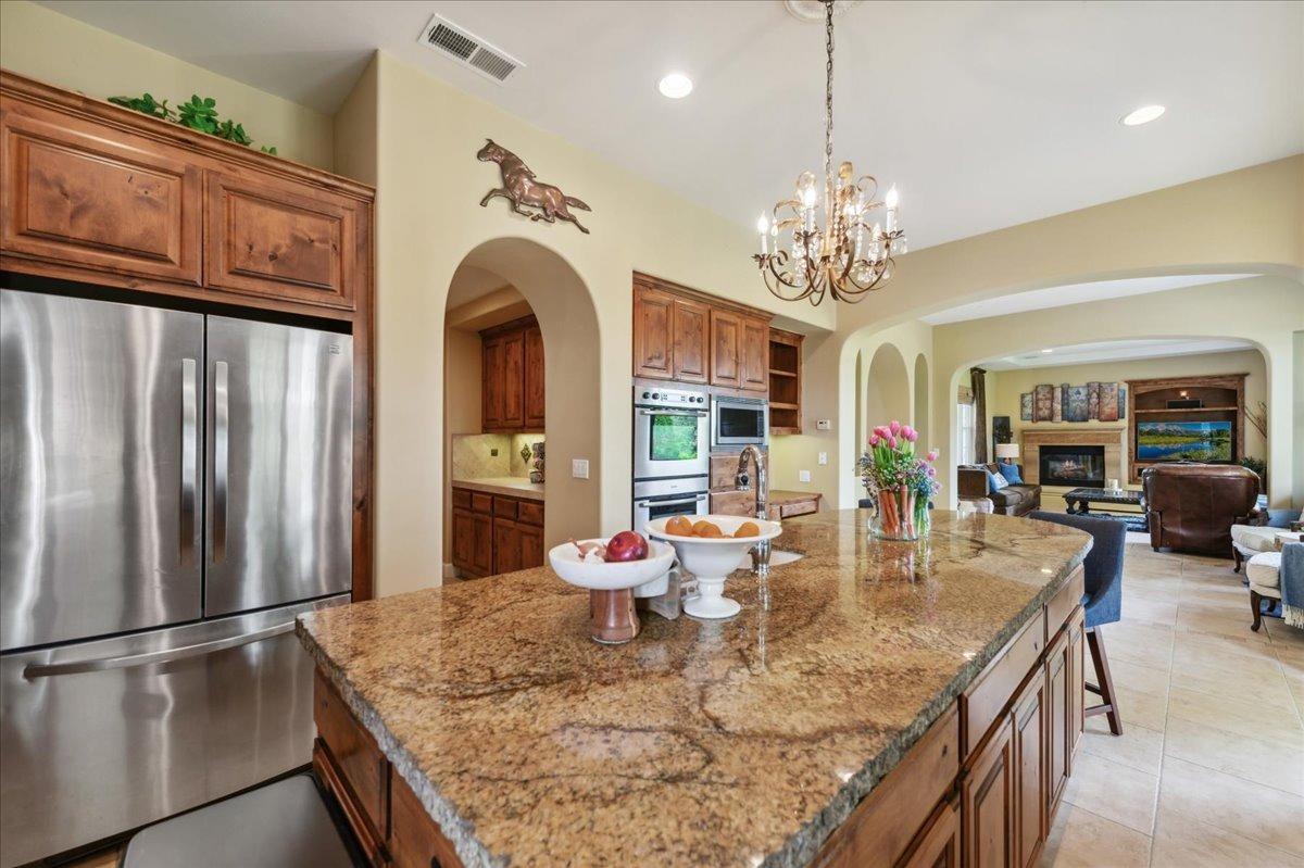 Detail Gallery Image 8 of 35 For 218 Glory Lily Ct, San Ramon,  CA 94582 - 6 Beds | 4 Baths