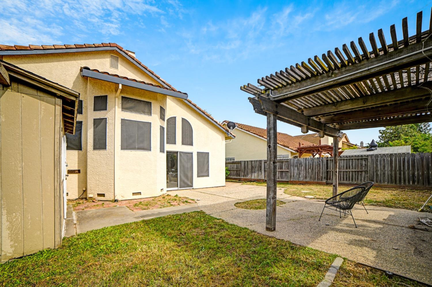 Warmsprings Street, Elk Grove, California image 37
