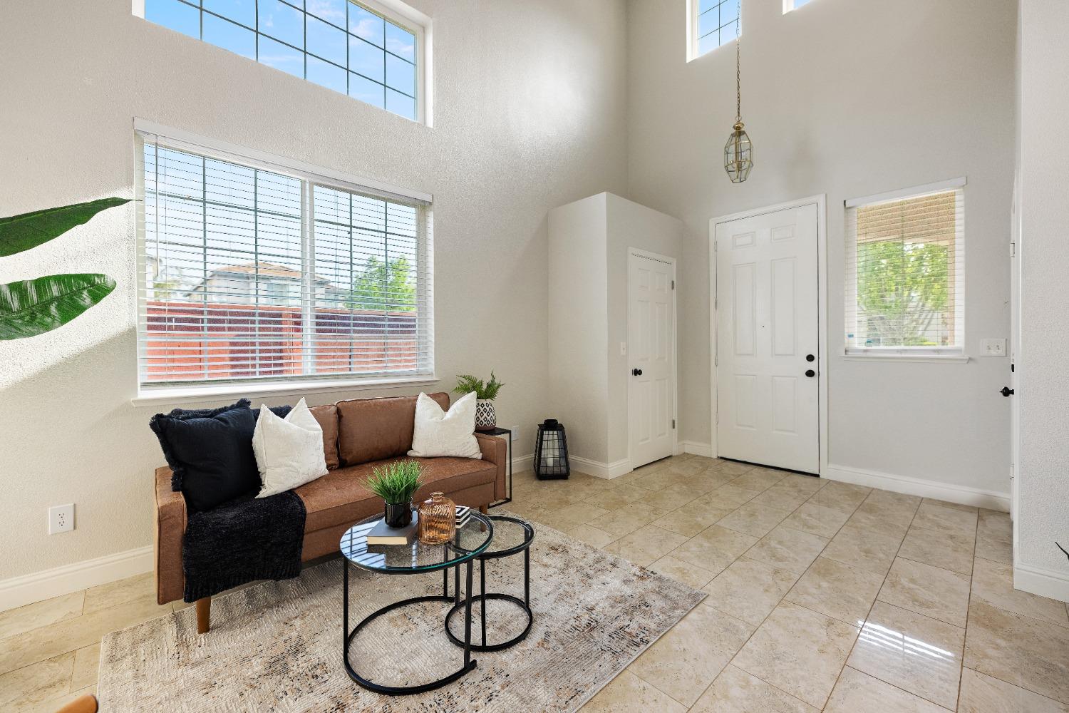 Brook Falls Court, Stockton, California image 4