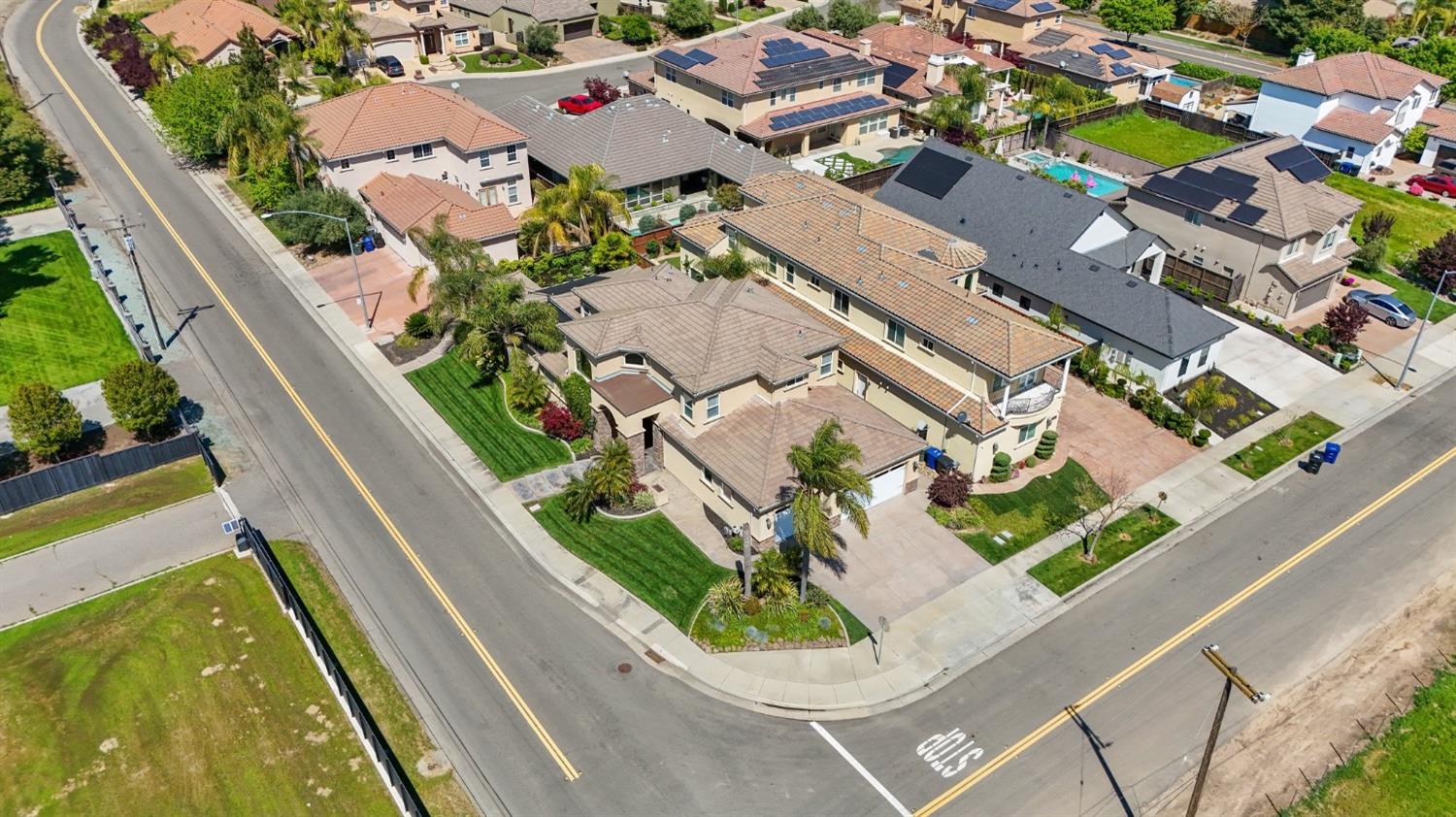 Hillglen Avenue, Modesto, California image 43