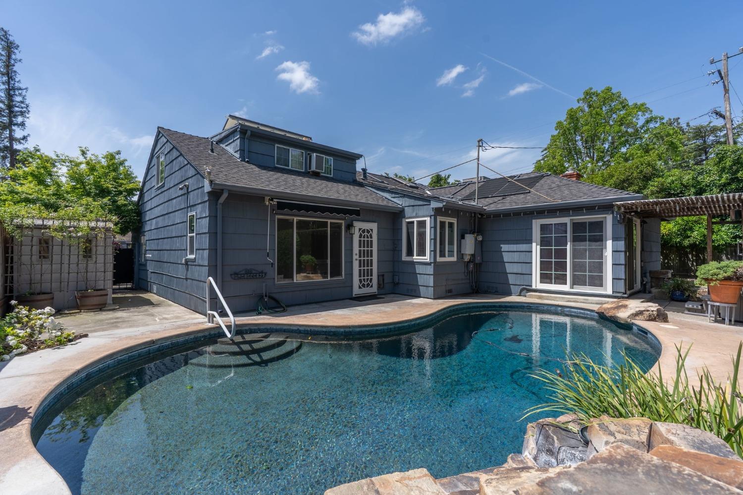 Detail Gallery Image 36 of 39 For 7516 Brentwood Dr, Stockton,  CA 95207 - 3 Beds | 1/1 Baths