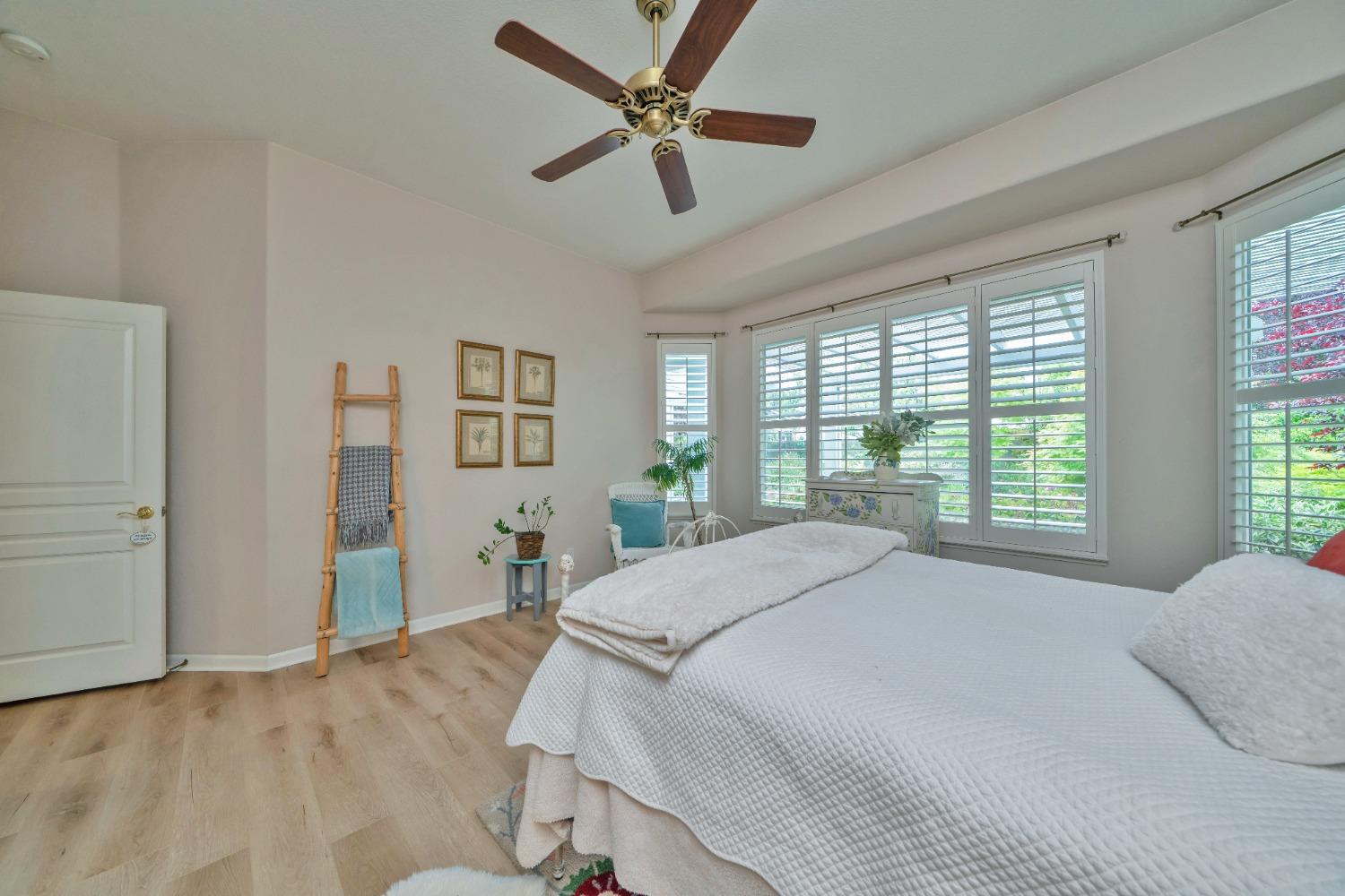 Tahoe Vista Drive, Rocklin, California image 20