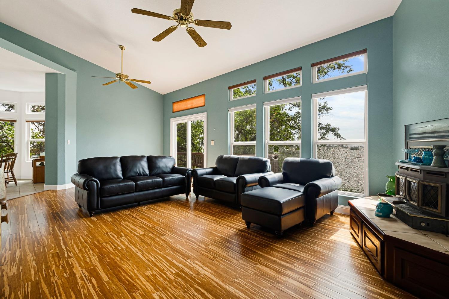 Detail Gallery Image 11 of 71 For 2240 Slate Ct, Greenwood,  CA 95635 - 3 Beds | 2/1 Baths