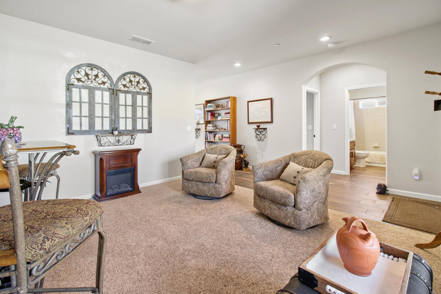 Detail Gallery Image 9 of 60 For 394 Avalon Dr, Ione,  CA 95640 - 3 Beds | 2 Baths