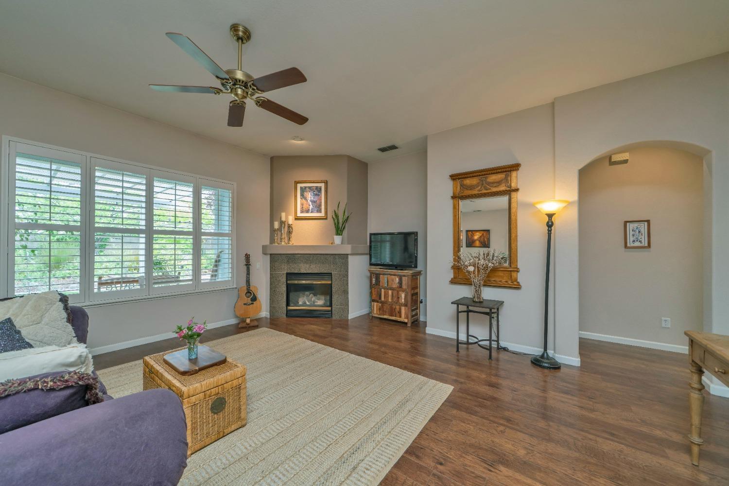 Tahoe Vista Drive, Rocklin, California image 8