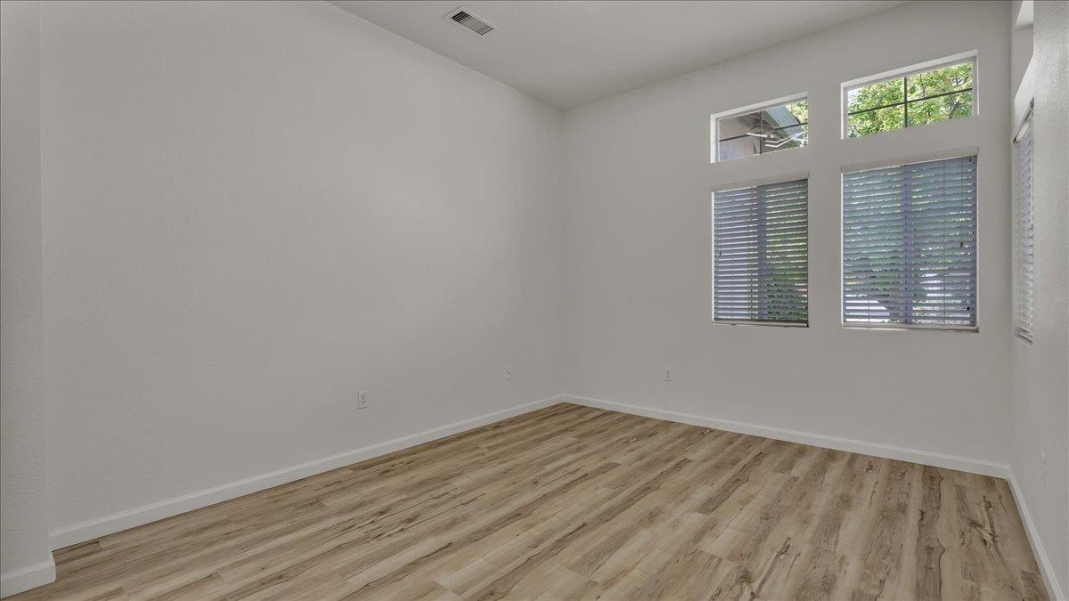 Red Willow Lane, Roseville, California image 8